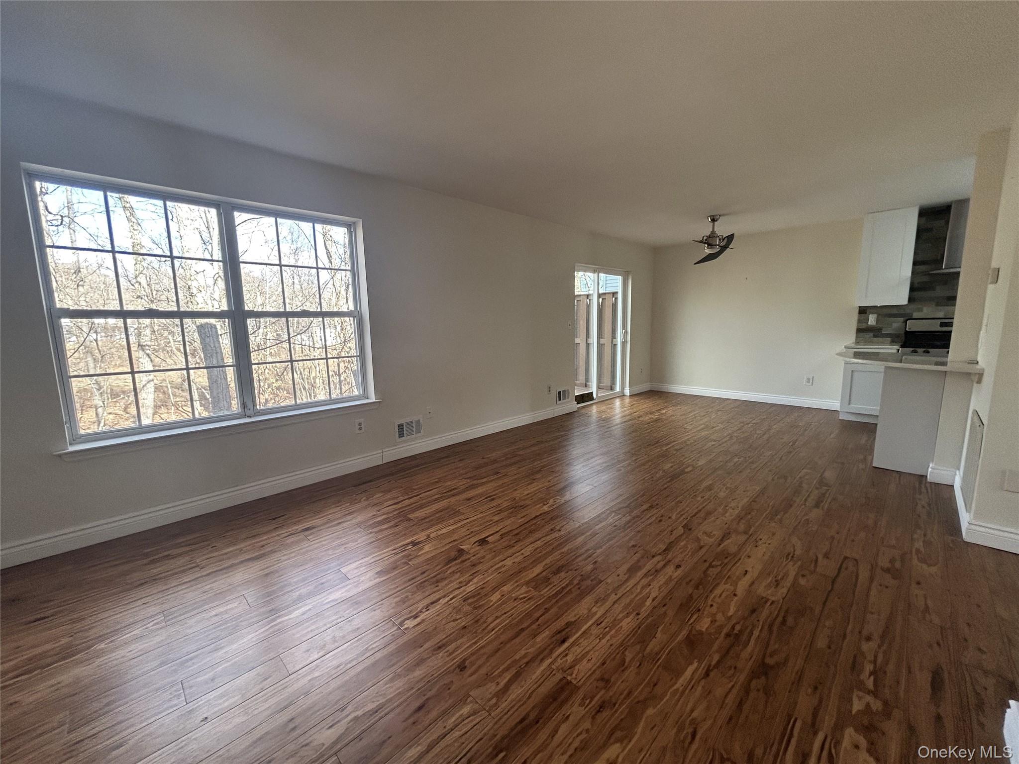 #7 photo, 20 Woodbine Drive, Highland Mills , NY 10930