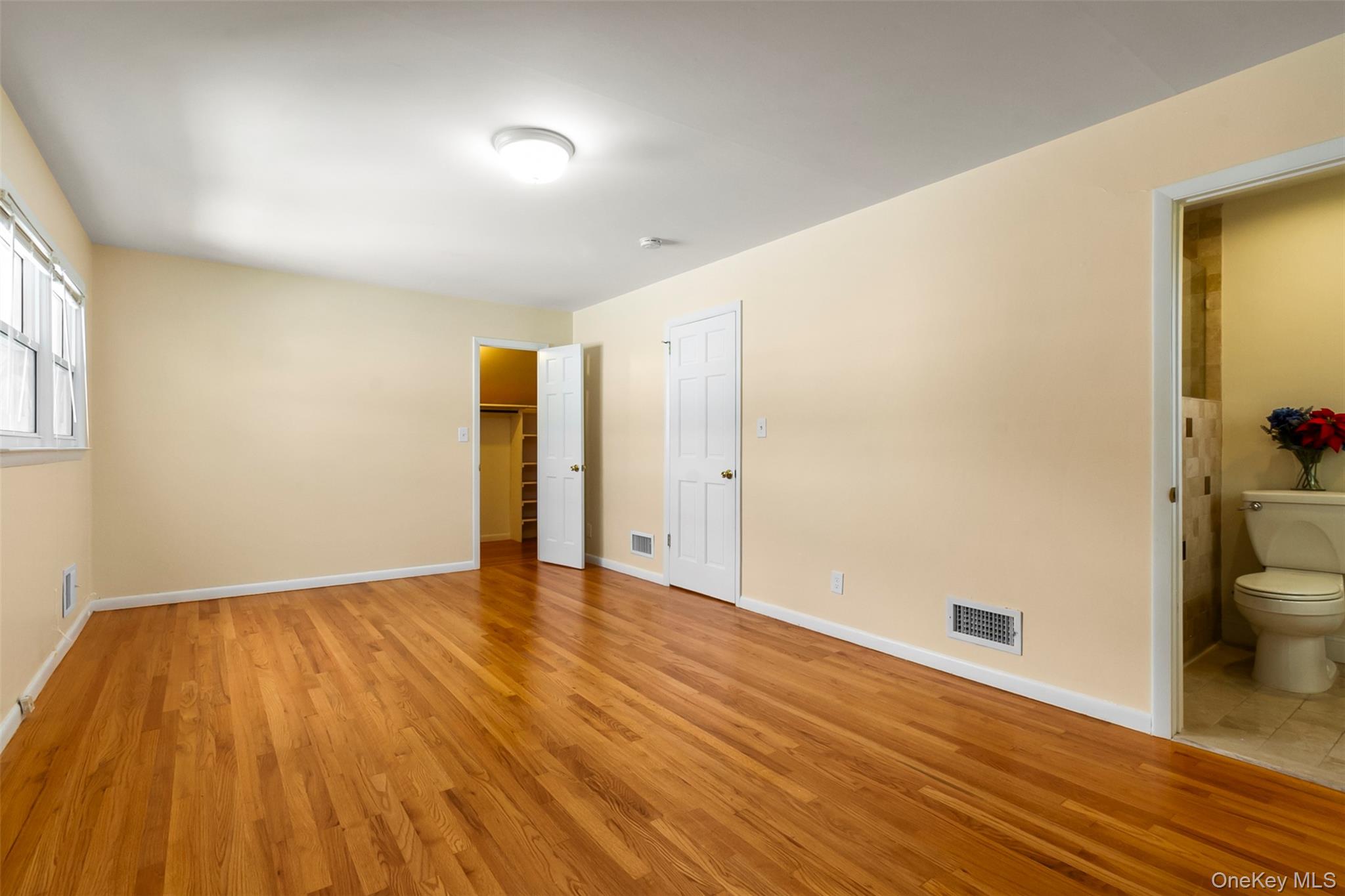 #11 photo, 73 Ewart Street, Scarsdale , NY 10583