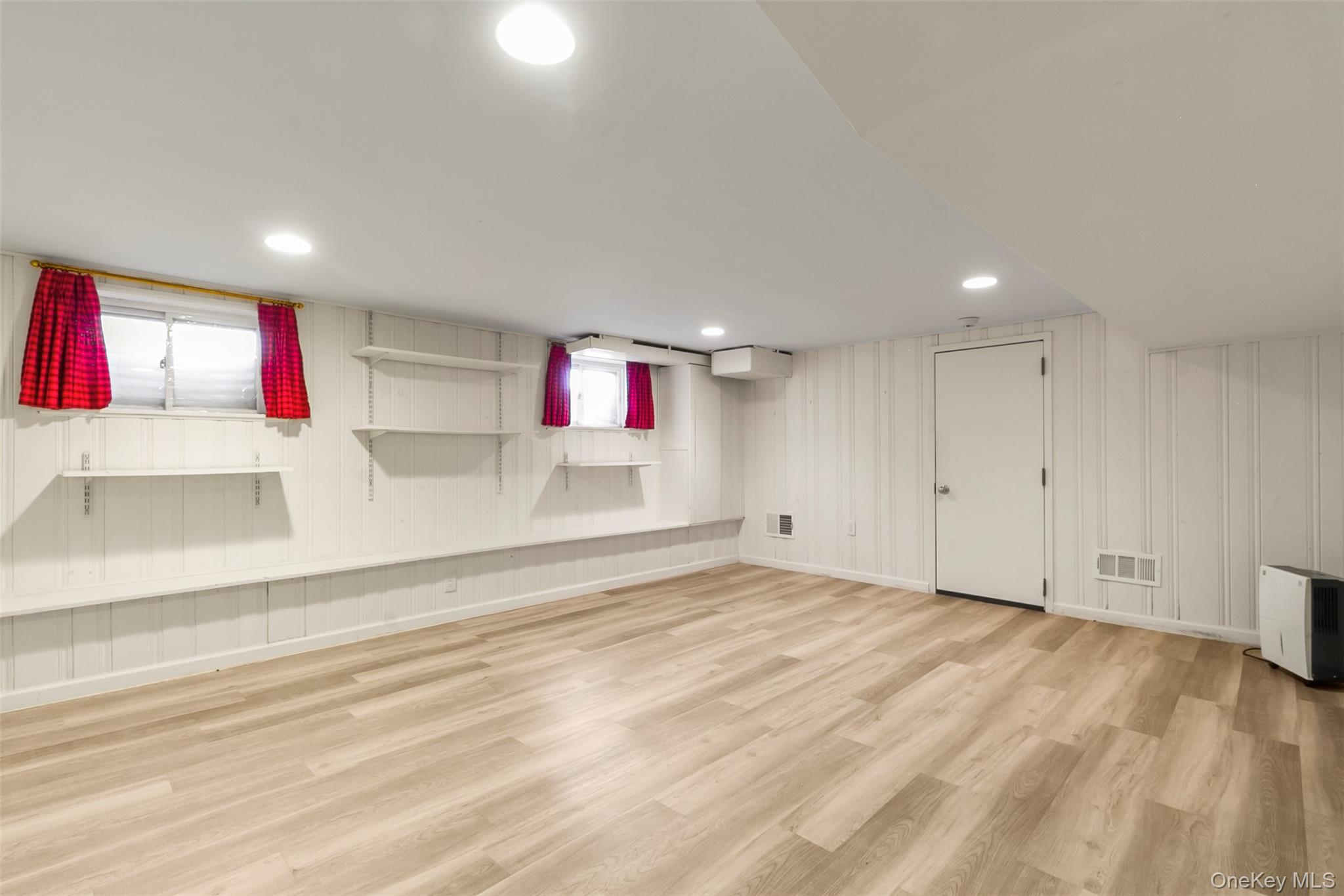 #16 photo, 73 Ewart Street, Scarsdale , NY 10583