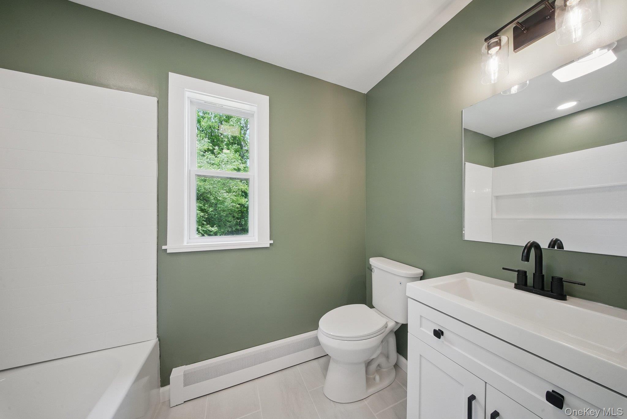 #14 photo, 37 Roslyn Street, Ellenville , NY 12428