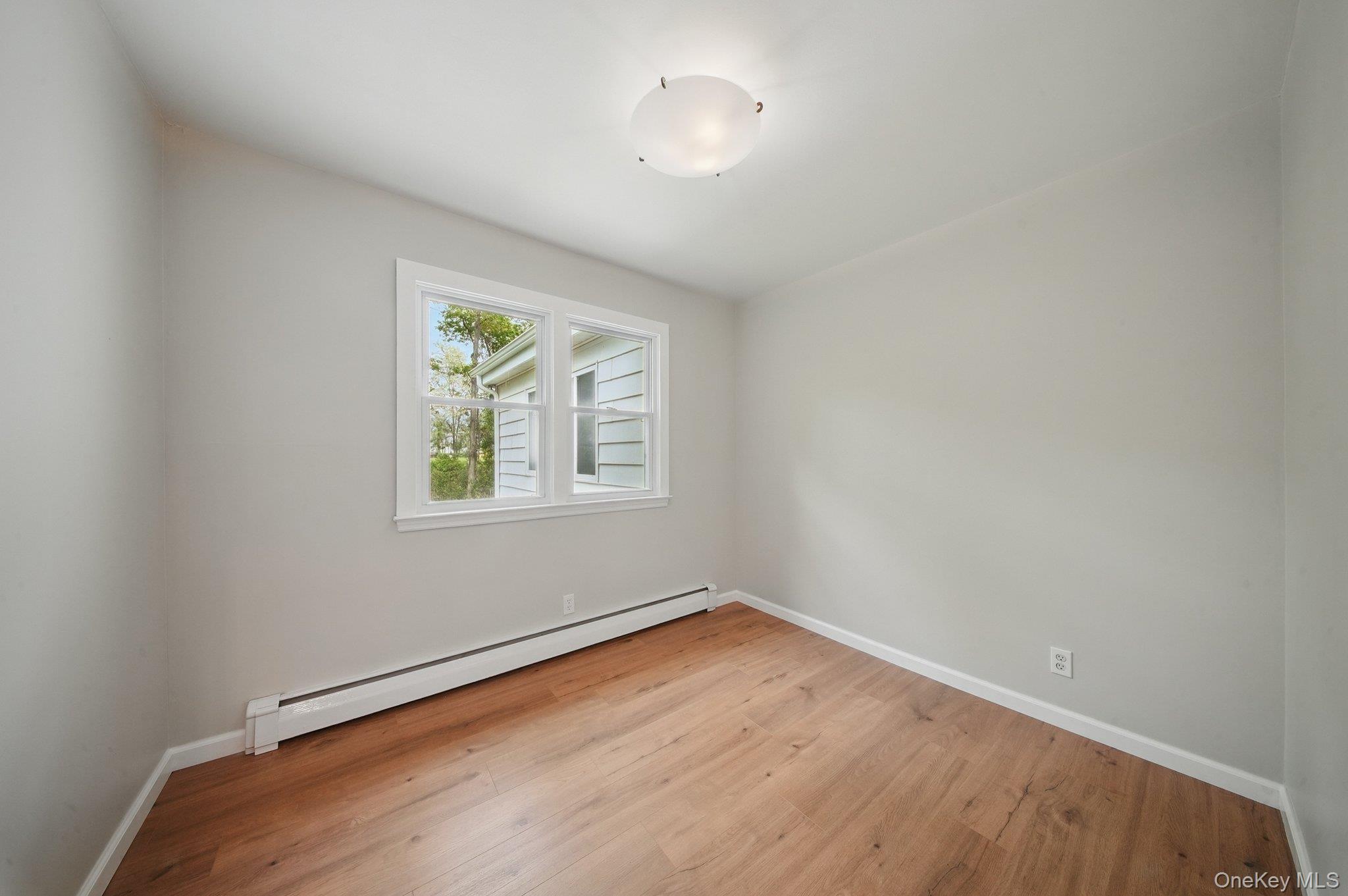 #20 photo, 37 Roslyn Street, Ellenville , NY 12428