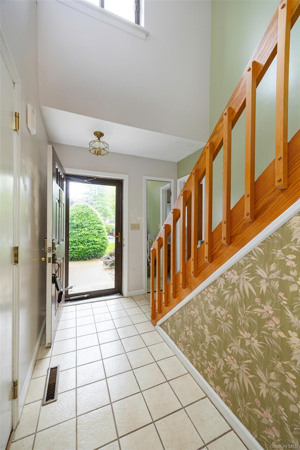 #10 photo, 28 Amber Court, Poughkeepsie , NY 12603