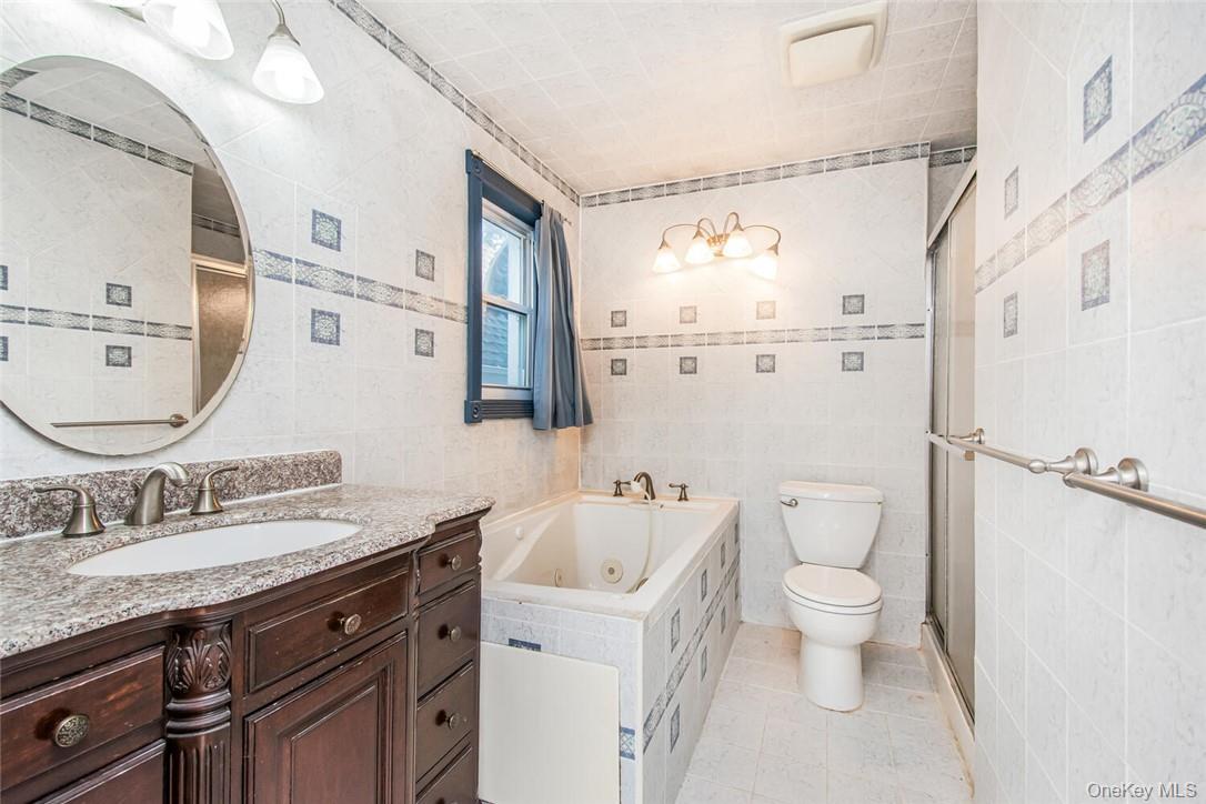 #12 photo, 115 East 235th Street, Bronx , NY 10470