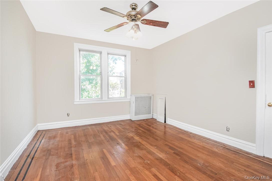 #15 photo, 115 East 235th Street, Bronx , NY 10470