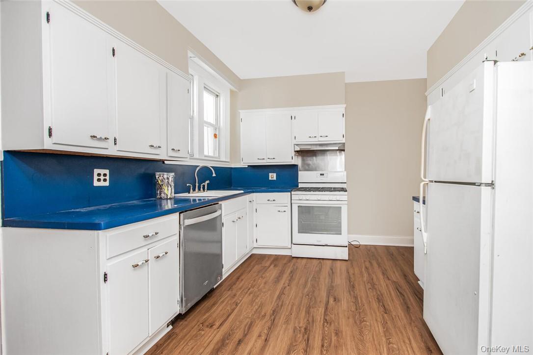 #6 photo, 115 East 235th Street, Bronx , NY 10470