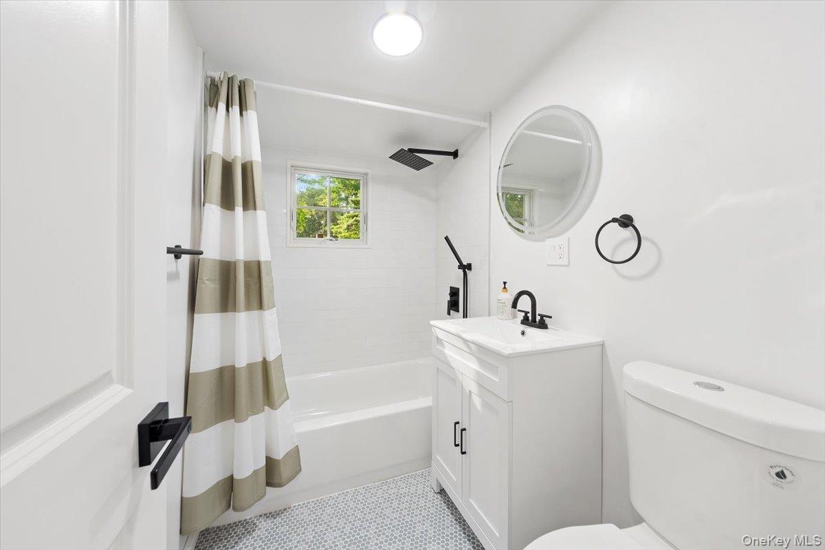 #16 photo, 175 Edgepark Road, White Plains , NY 10603