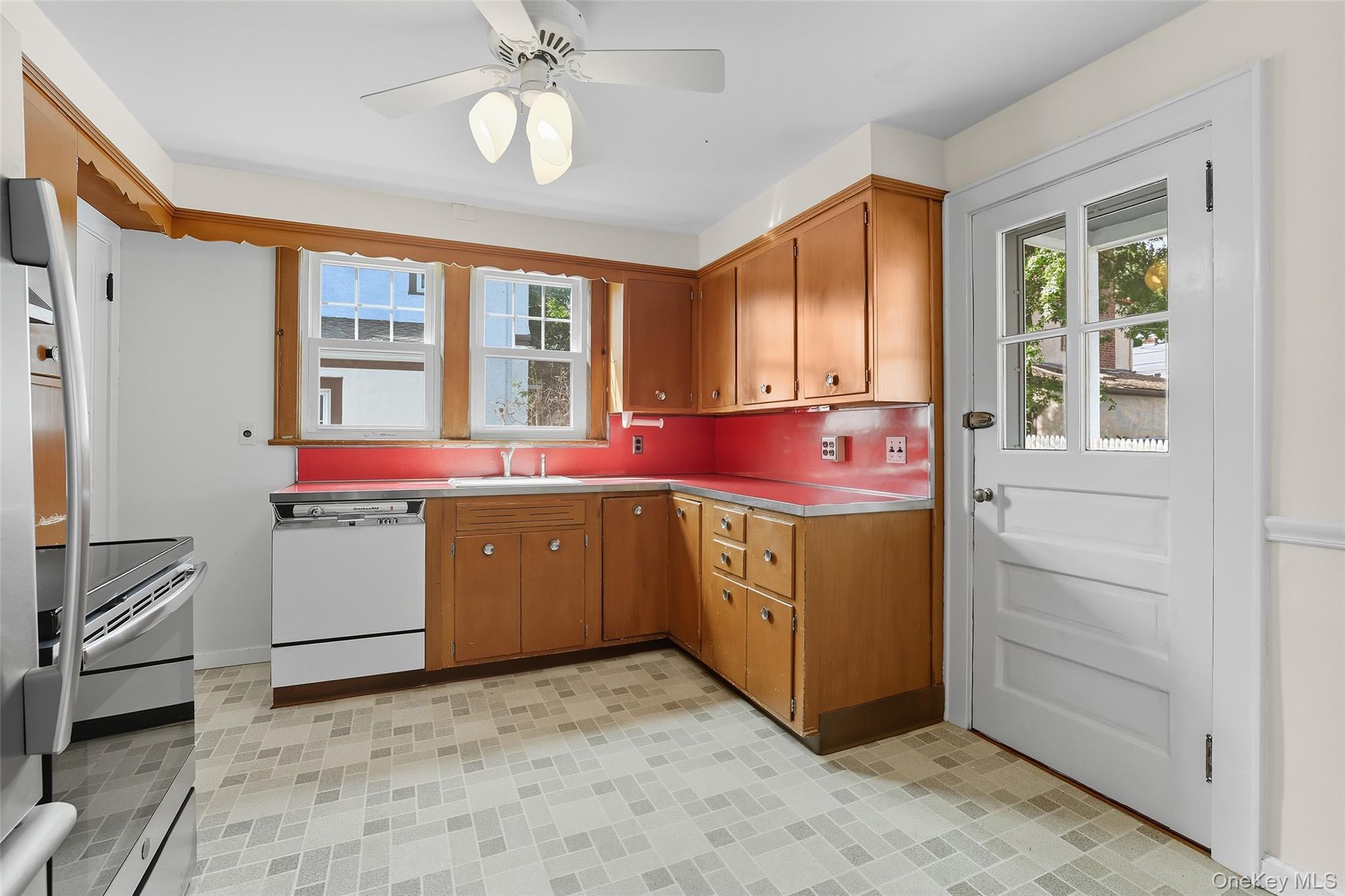 #10 photo, 82 Shelley Avenue, Port Chester , NY 10573