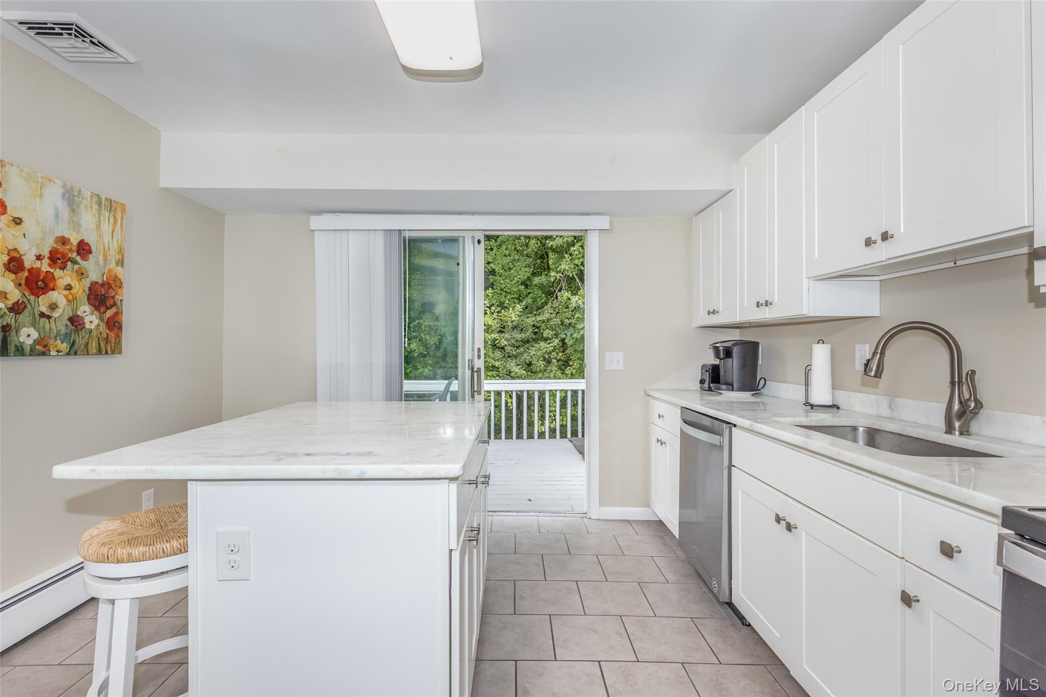 #8 photo, 67 Cardinal Drive, Poughkeepsie , NY 12601