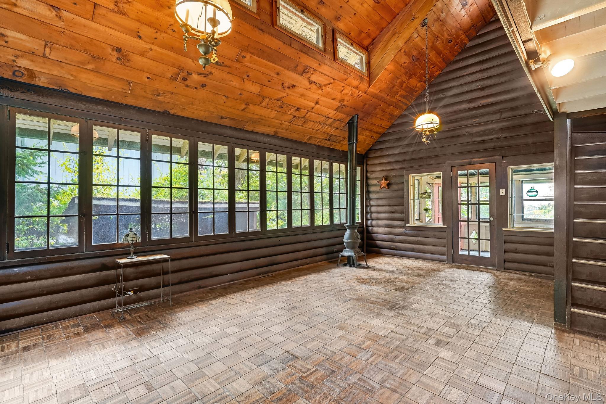 #11 photo, 3481 Lakeside Drive, Mohegan Lake , NY 10547