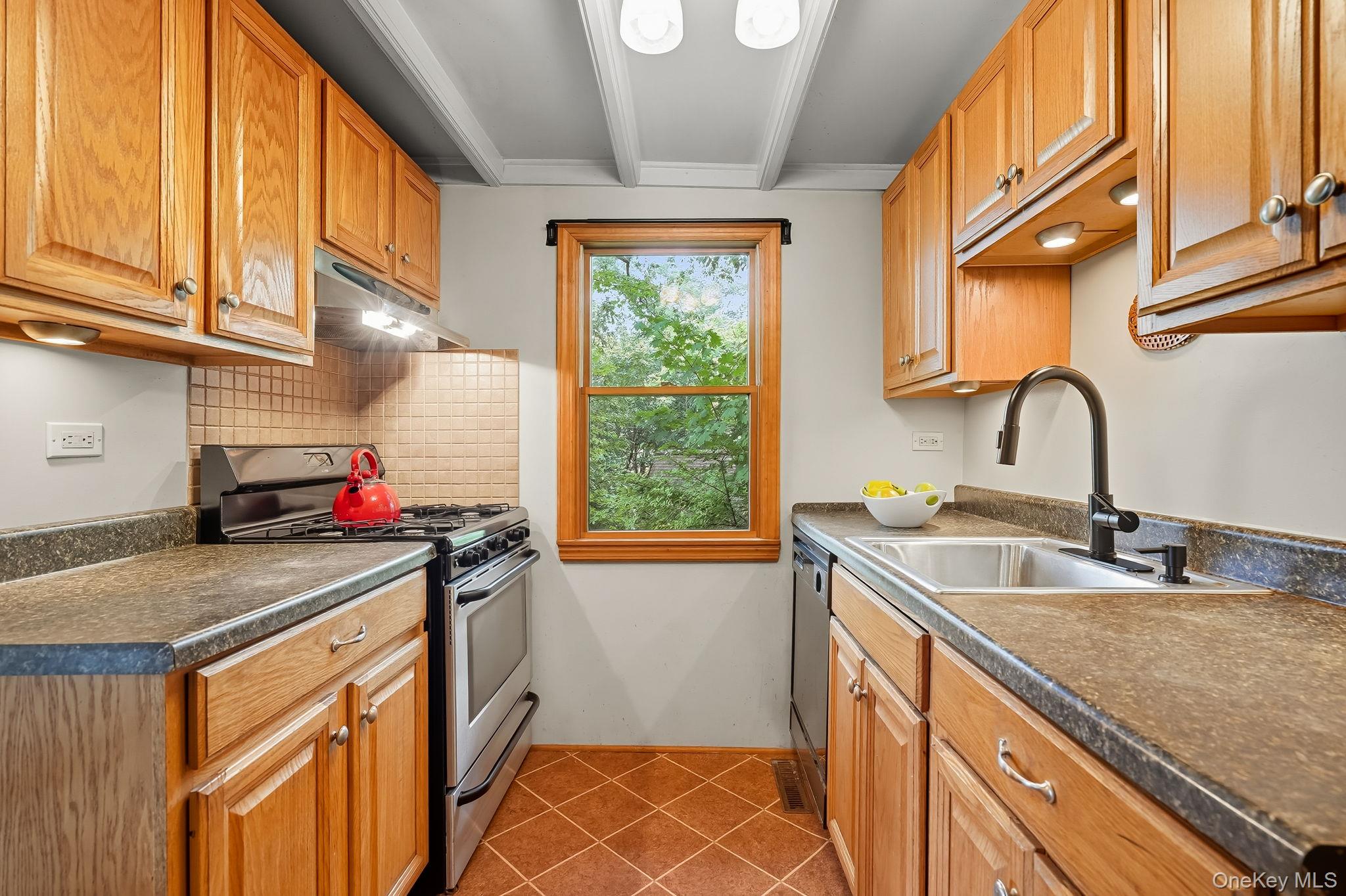 #12 photo, 3481 Lakeside Drive, Mohegan Lake , NY 10547