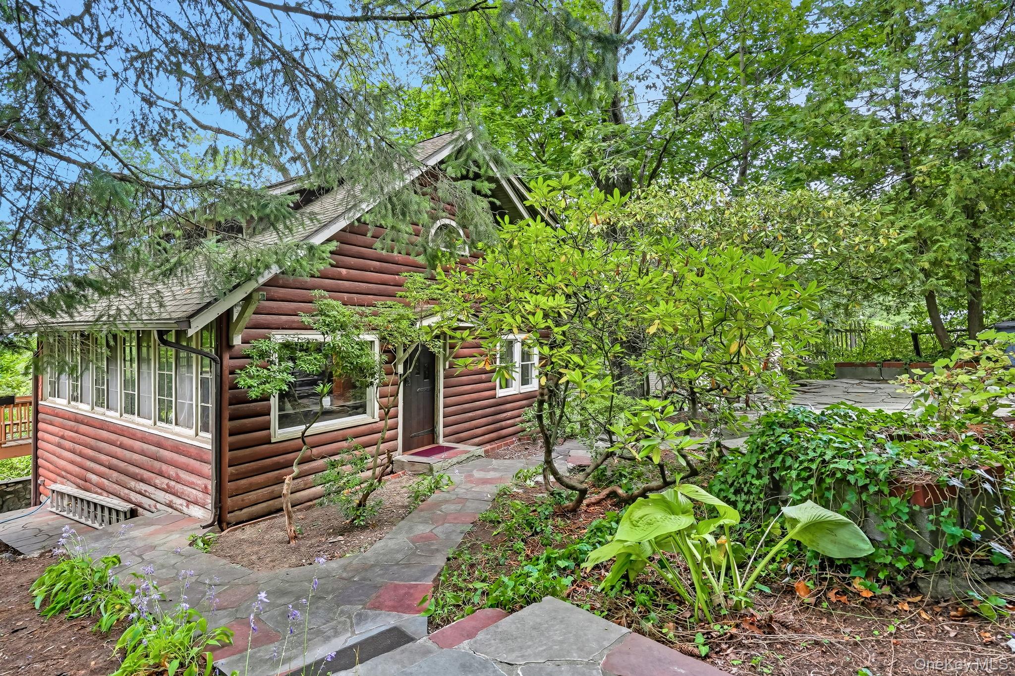 #3 photo, 3481 Lakeside Drive, Mohegan Lake , NY 10547