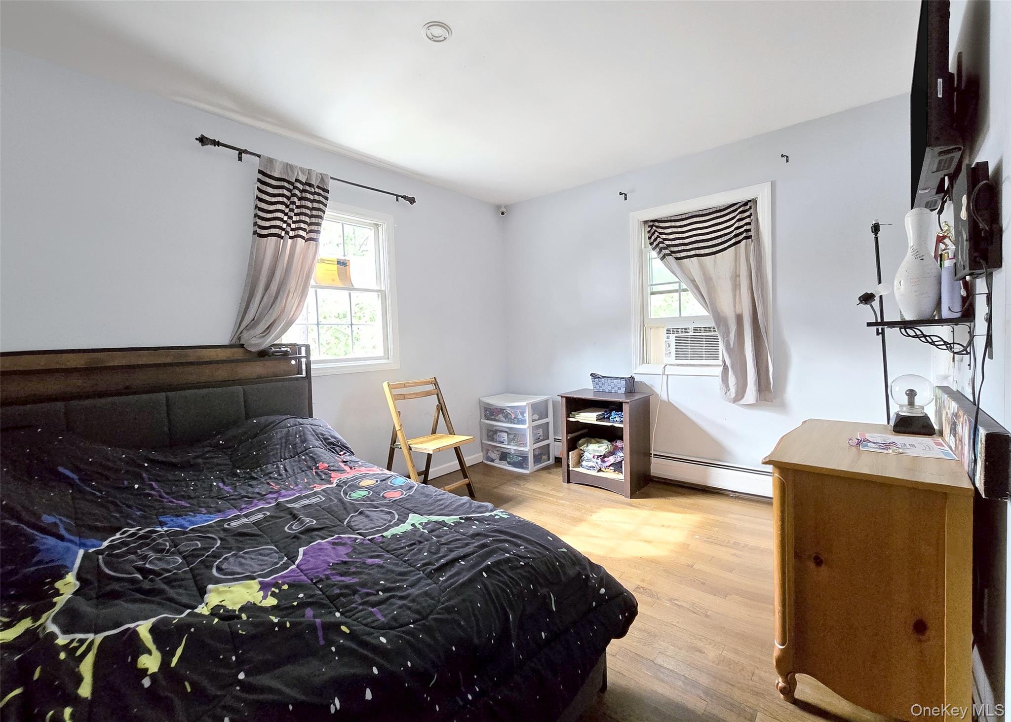 #13 photo, 10 Hyde Lane, Coram , NY 11727