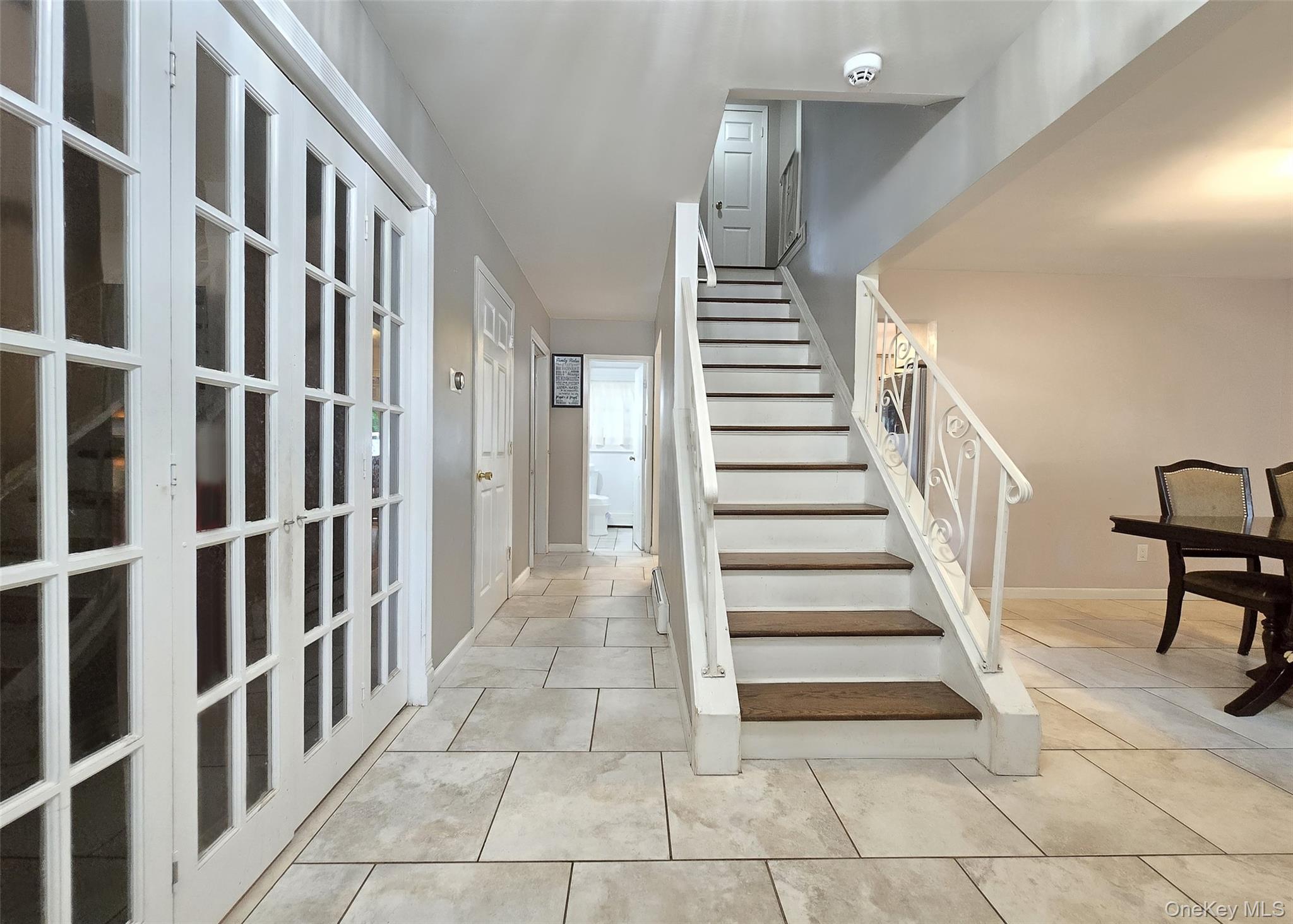 #3 photo, 10 Hyde Lane, Coram , NY 11727