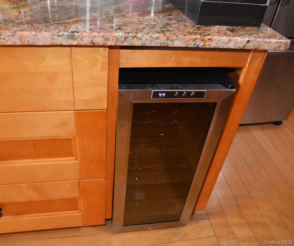 #11 photo, 118-18 Union Turnpike, クイーンズ区 Kew Gardens , NY 11415