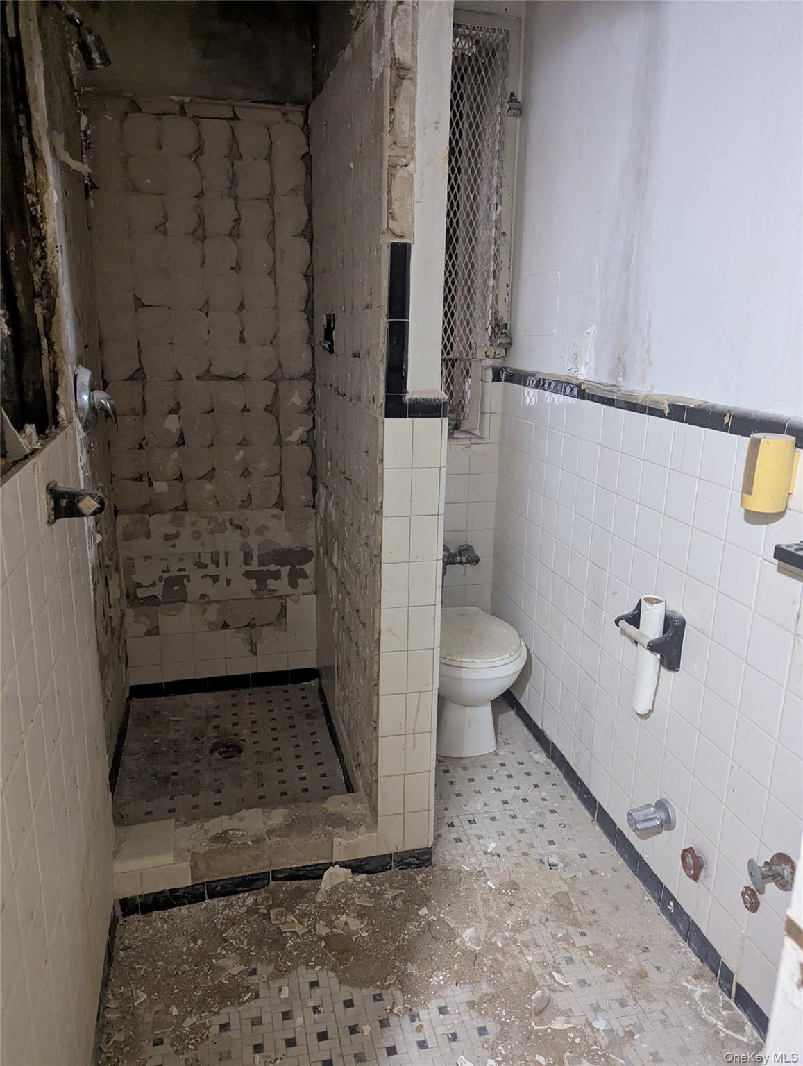 #6 photo, 910 Sheridan Avenue, 布朗士 Bronx , NY 10451