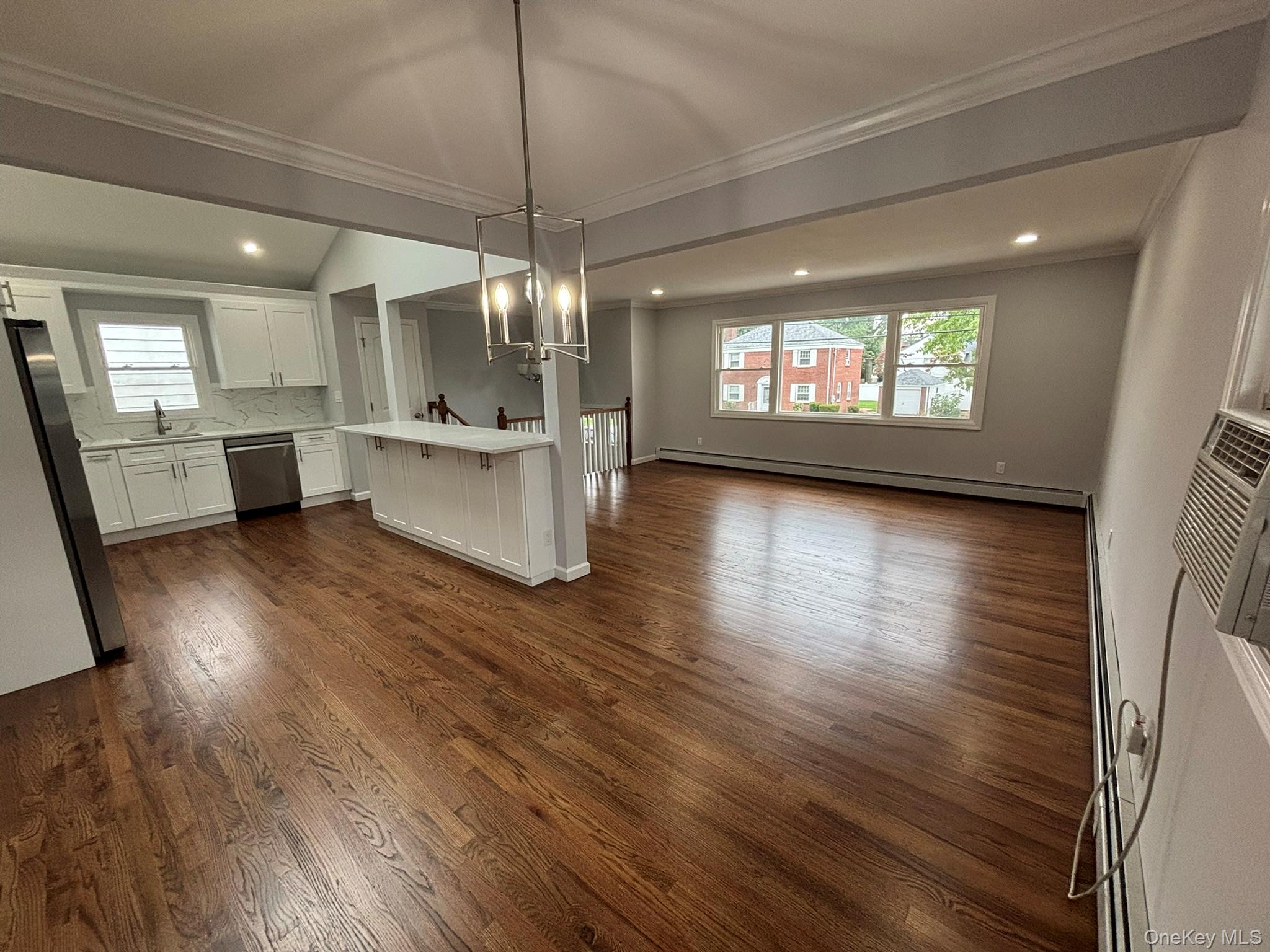 #7 photo, 399 Hawthorne Avenue, ナッソー郡 Uniondale , NY 11553