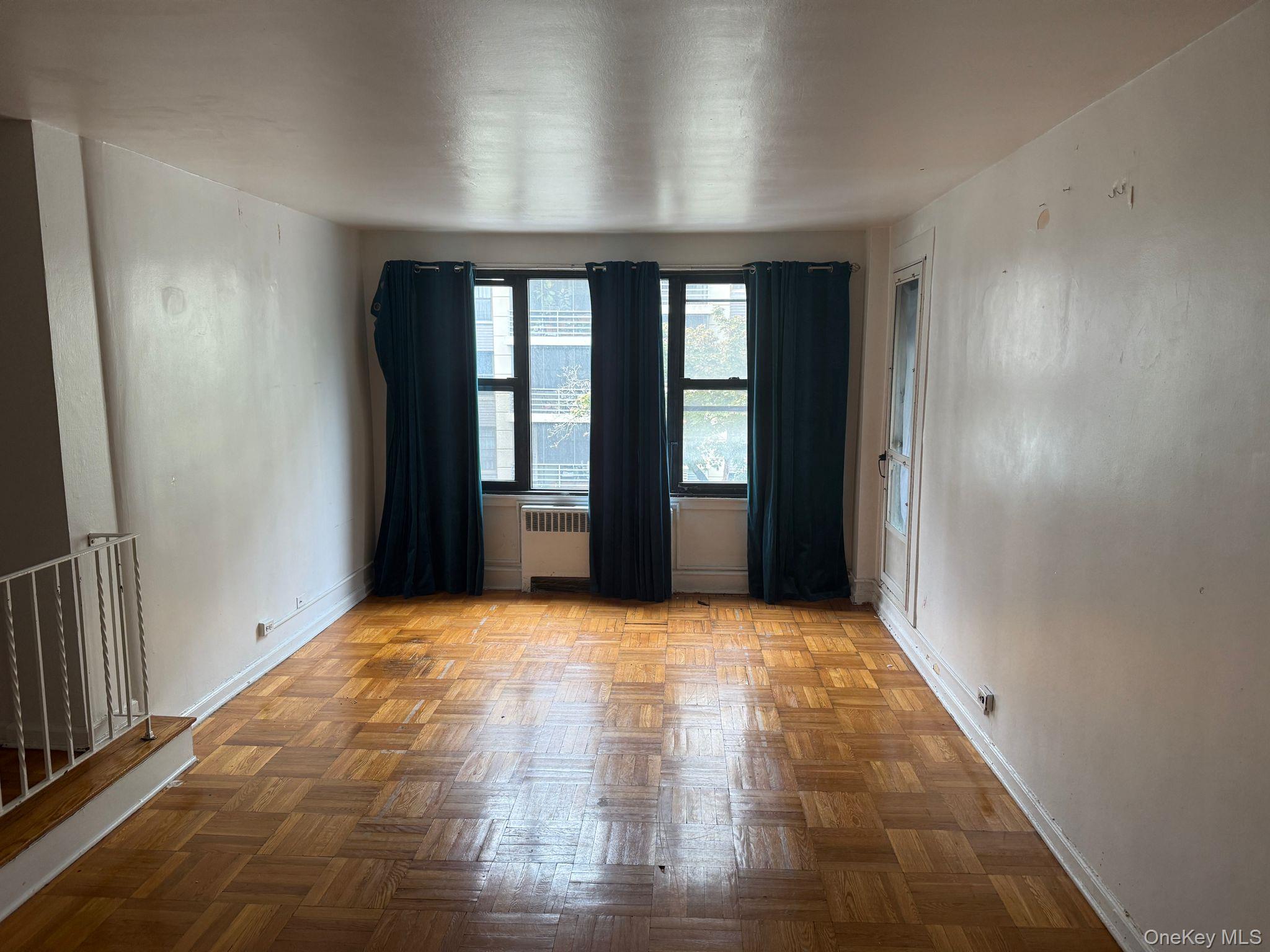 #10 photo, 98-40 64th Avenue, クイーンズ区 Rego Park , NY 11374