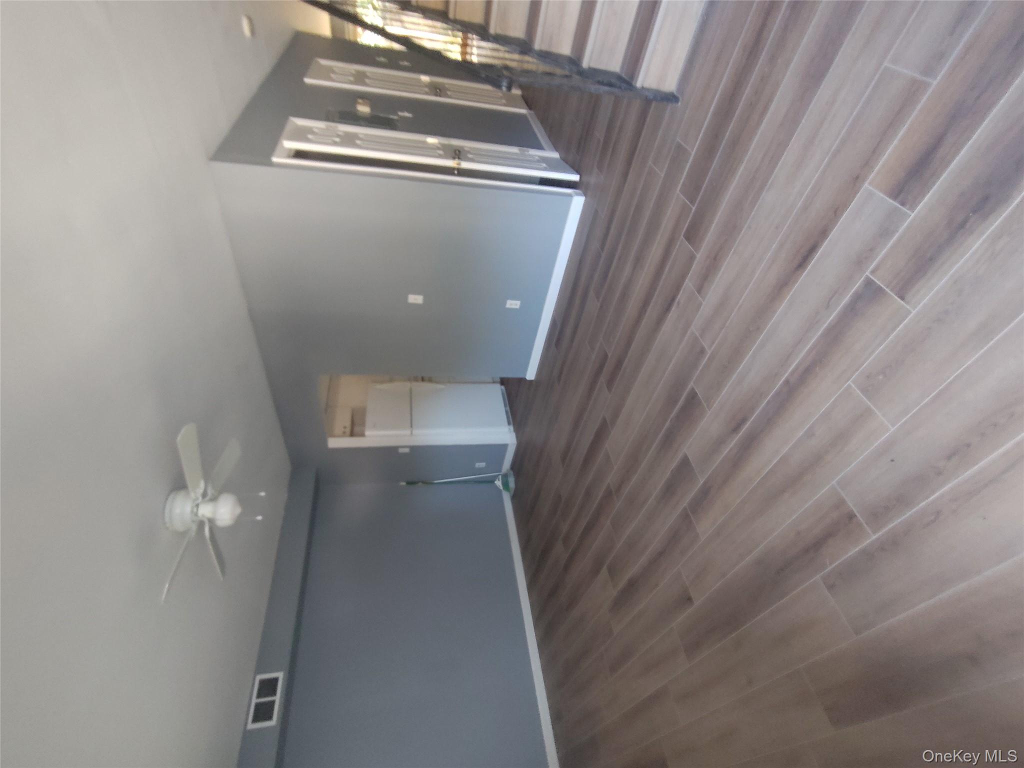 #2 photo, 197 Hill Circle, サフォーク郡 Calverton , NY 11933