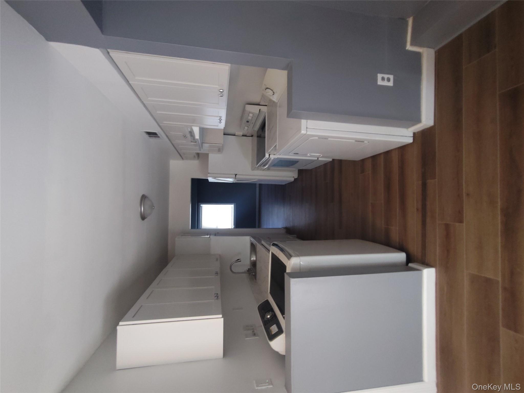 #7 photo, 197 Hill Circle, サフォーク郡 Calverton , NY 11933