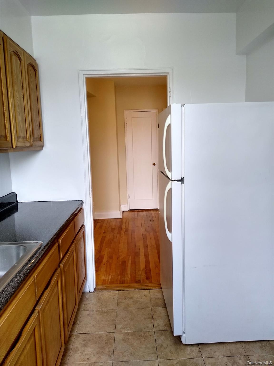 #7 photo, 88-01 35th Avenue, Jackson Heights , NY 11372