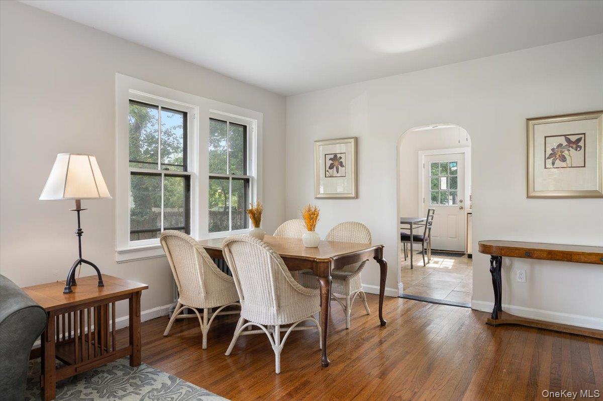 #8 photo, 246 Locust Avenue, Babylon , NY 11702