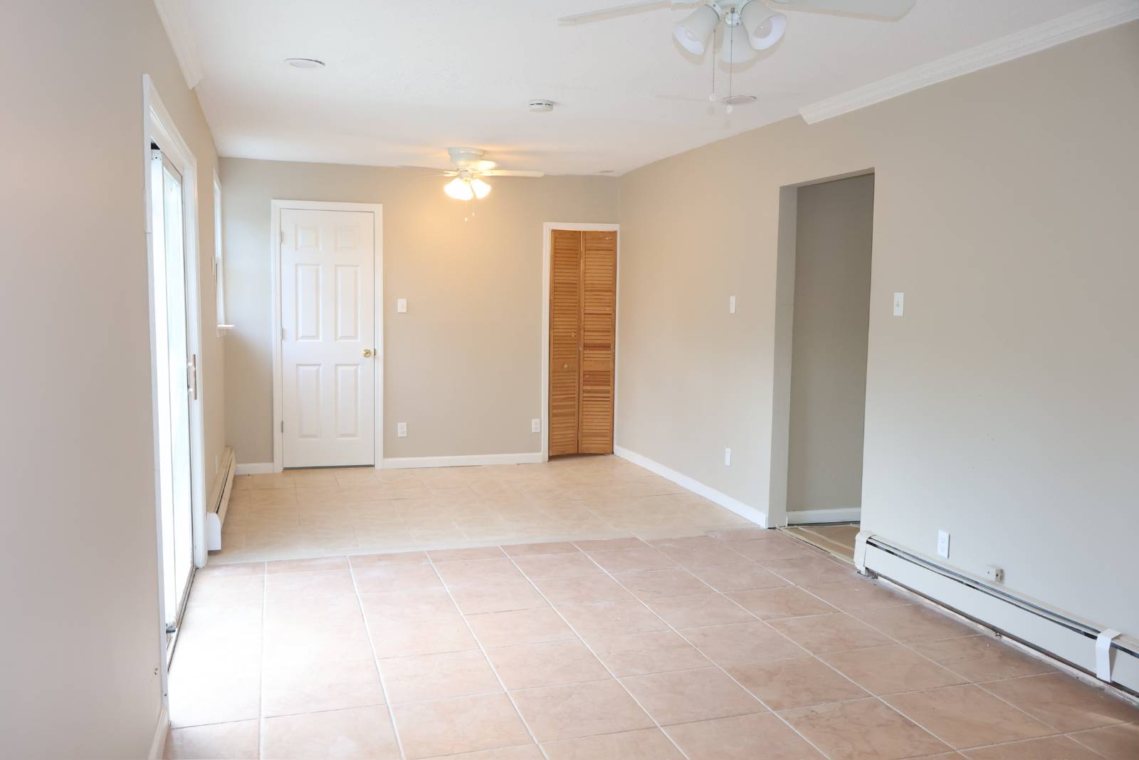 #16 photo, 40 Duke St, 롱 아일랜드 Deer Park , NY 11729