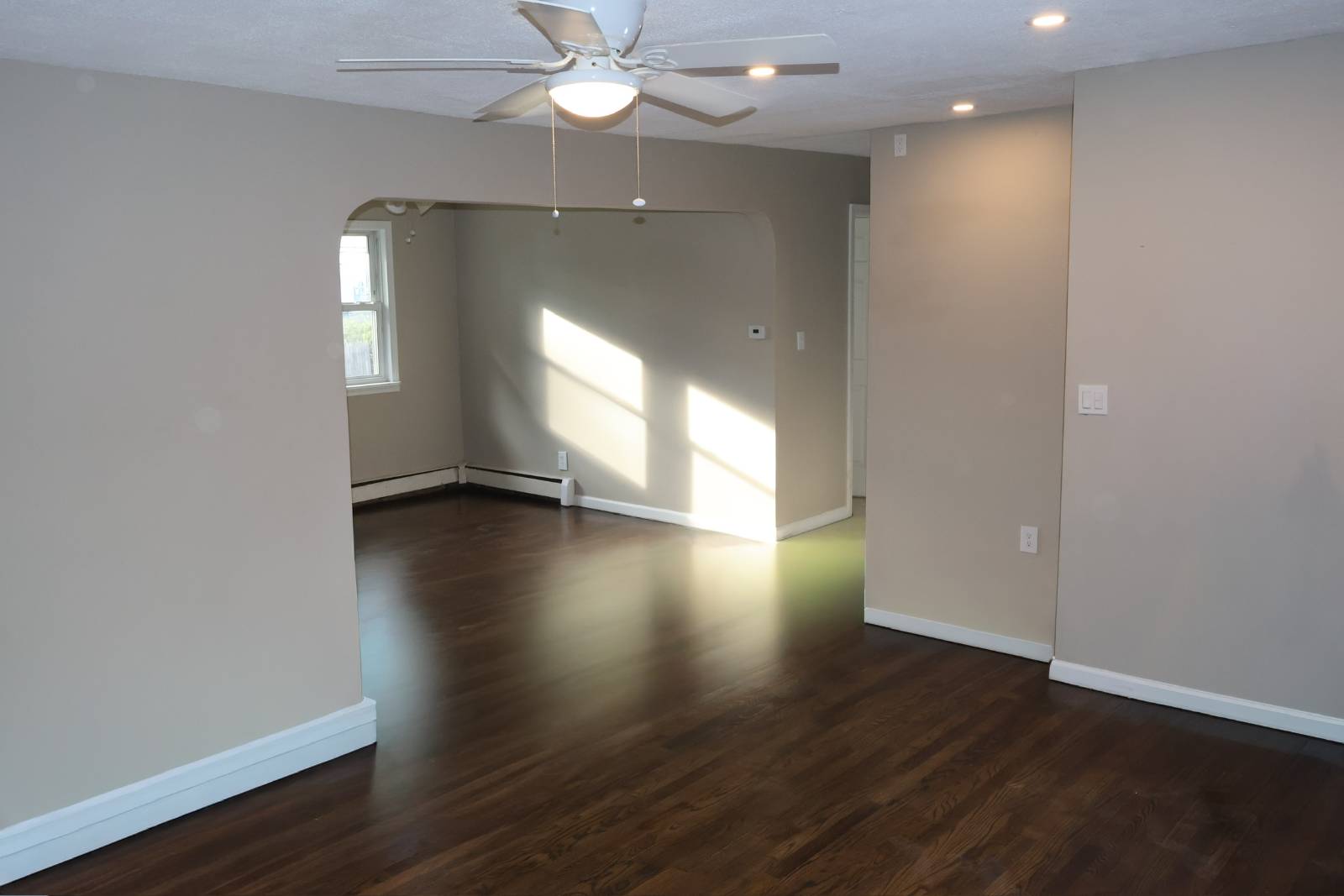 #6 photo, 40 Duke St, 롱 아일랜드 Deer Park , NY 11729