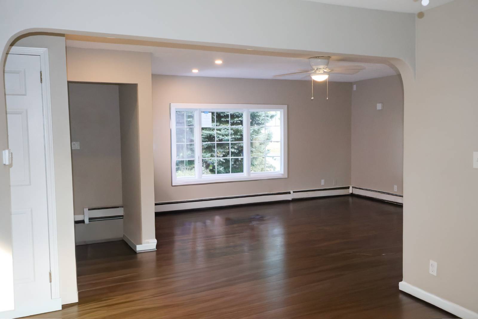 #8 photo, 40 Duke St, 롱 아일랜드 Deer Park , NY 11729