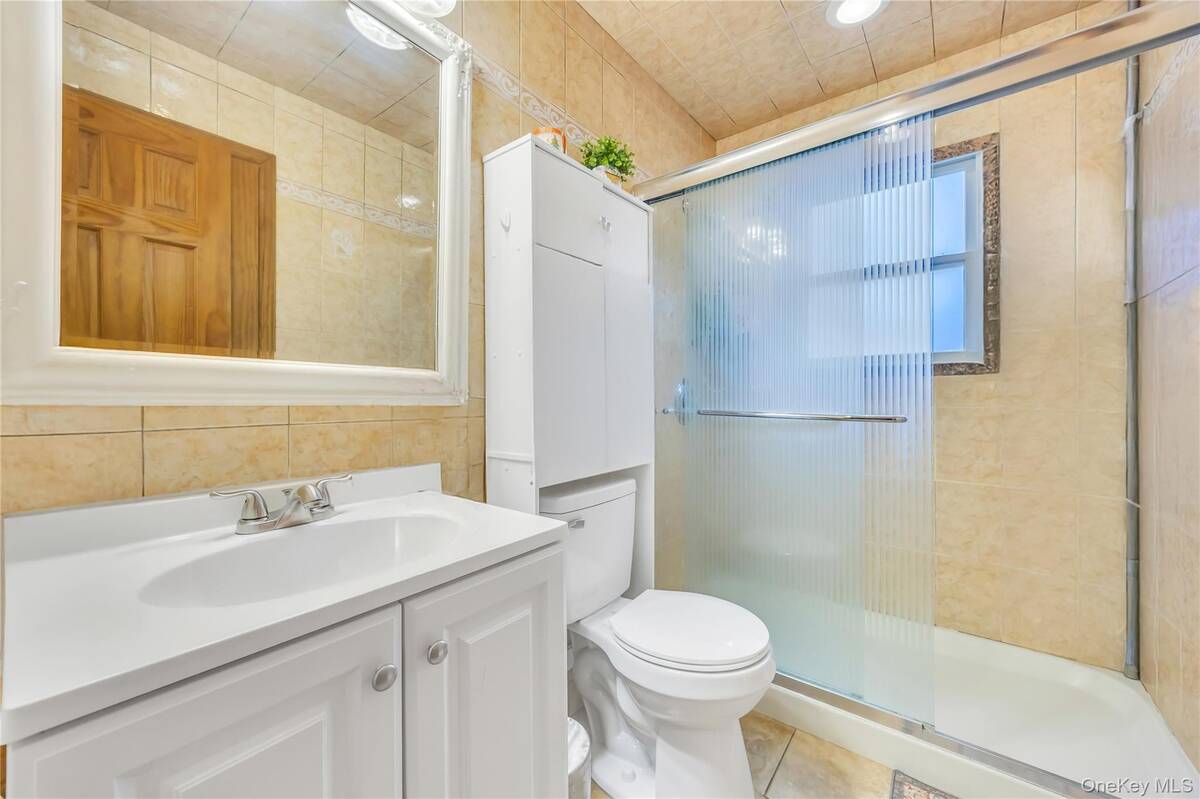 #14 photo, 194 Cranford Boulevard, Mastic , NY 11950