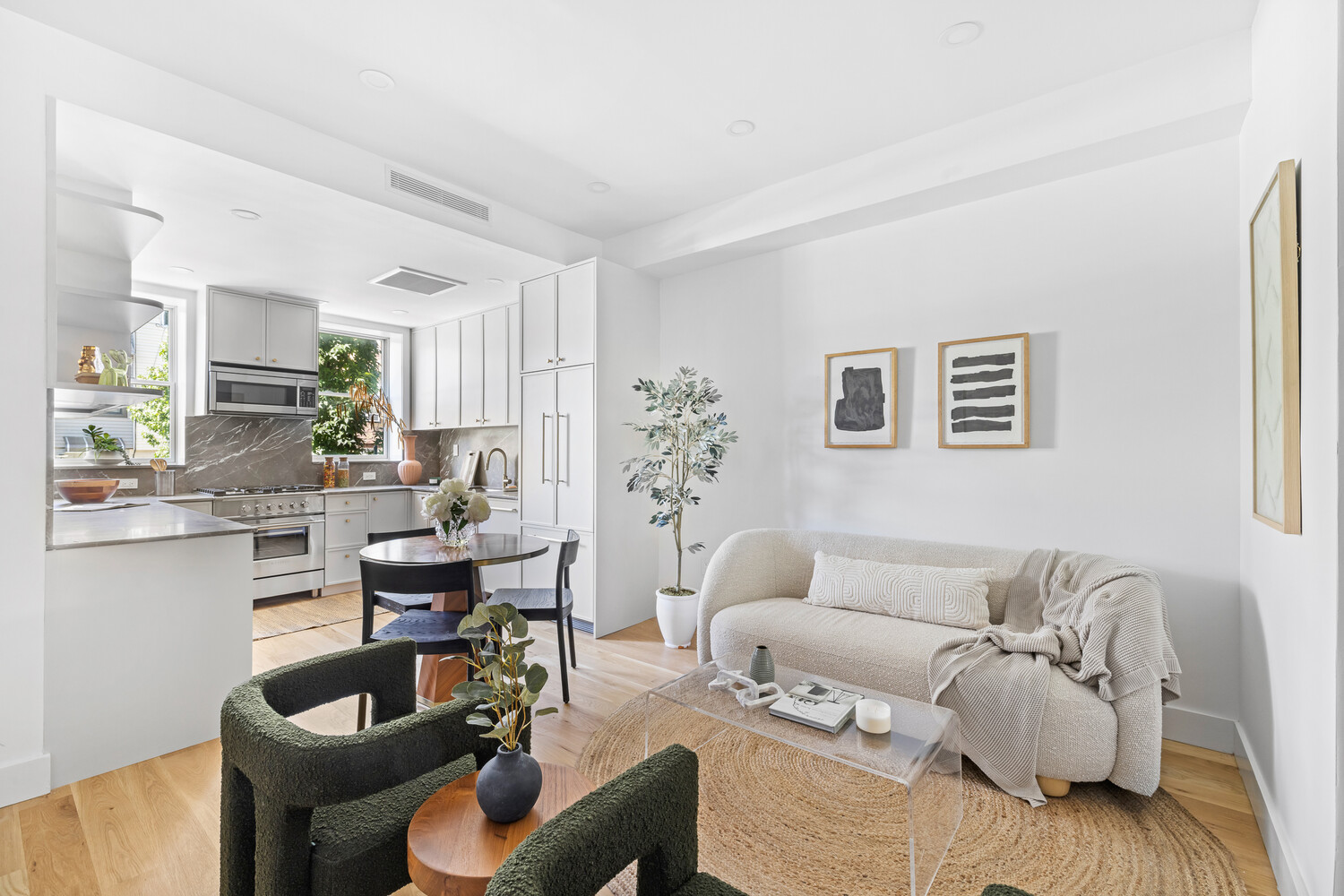 #4 photo, 1242 HANCOCK Street, ブルックリン区 Bushwick , NY 11221