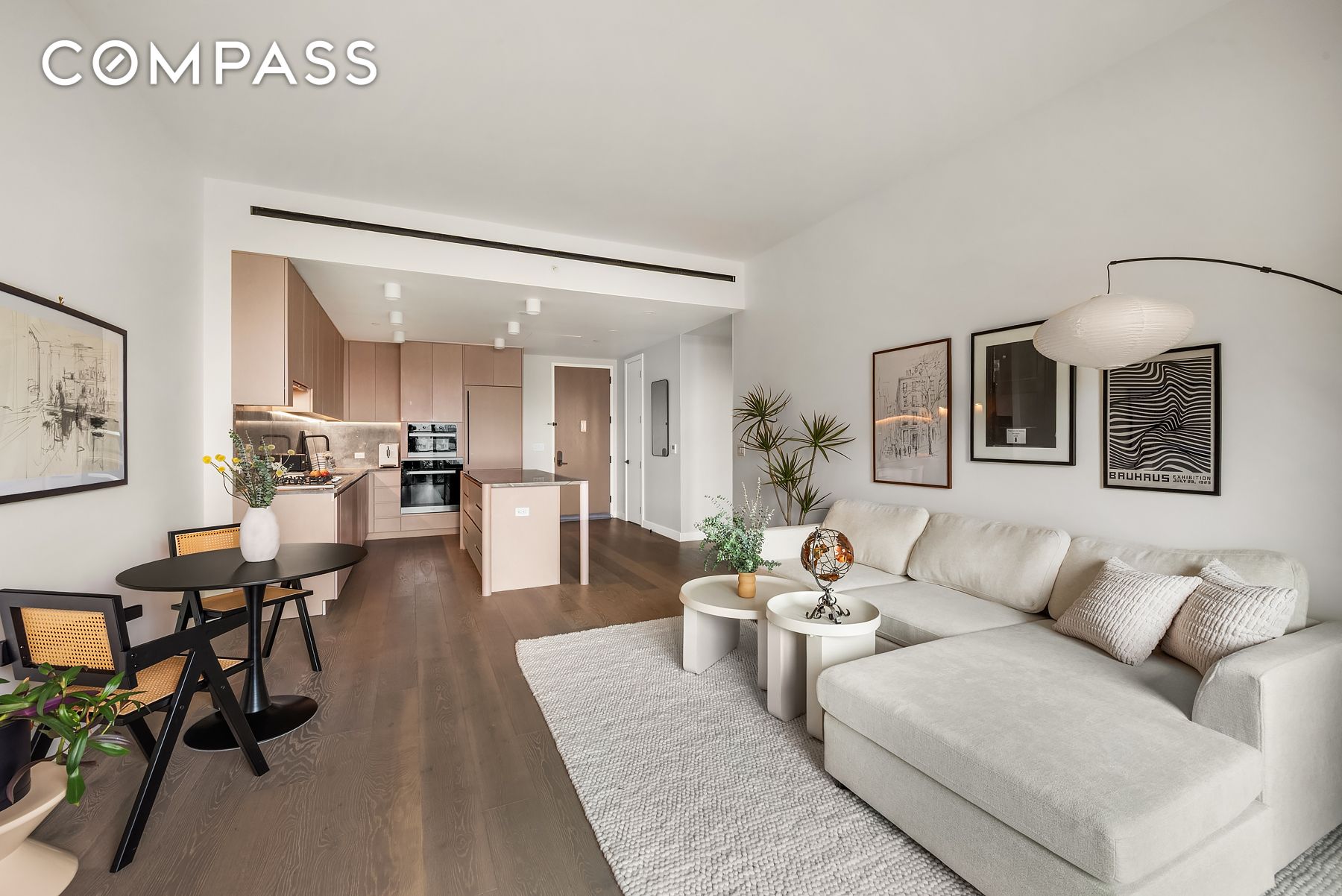 #5 photo, 510 Driggs Avenue, ブルックリン区 Williamsburg , NY 11211