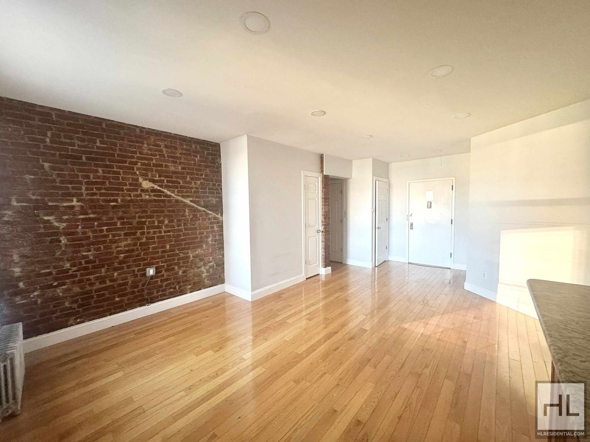 #2 photo, 140 Wadsworth Avenue, マンハッタン Washington Heights , NY 10033