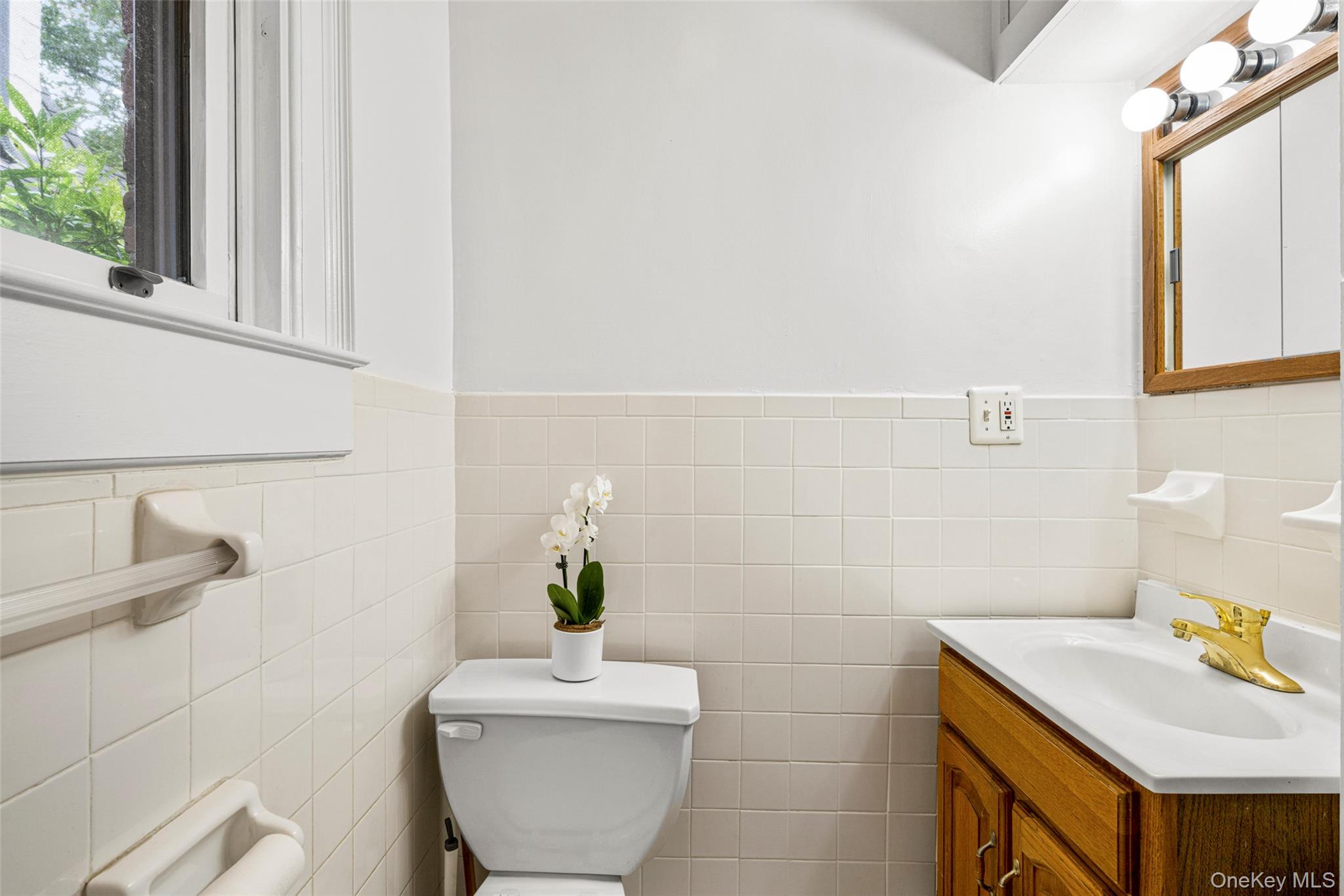 #14 photo, 21 Forest Park Avenue, Larchmont , NY 10538