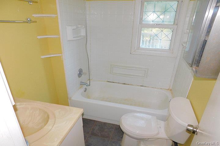 #18 photo, 130 James Street 02, Rosendale , NY 12472