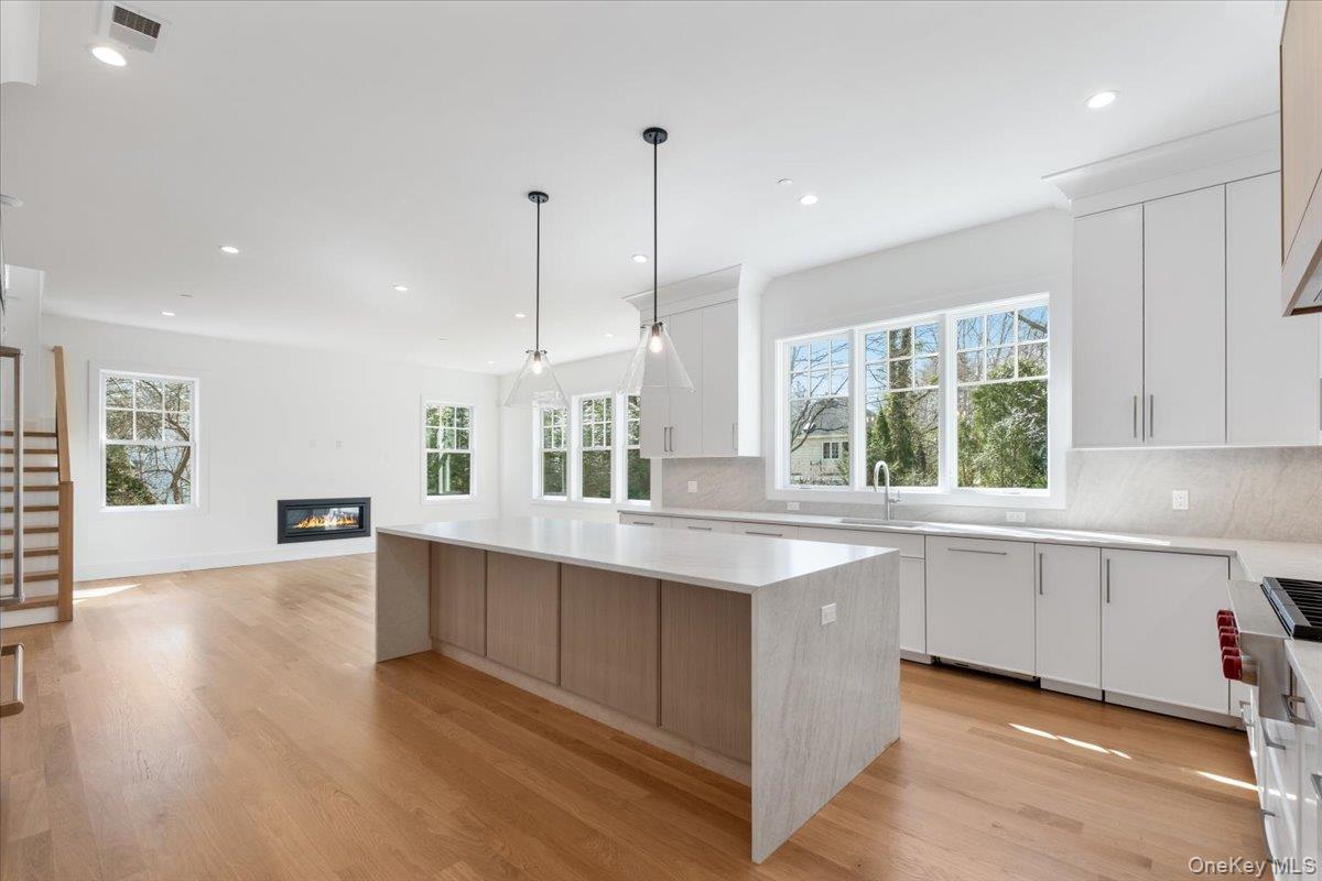 #11 photo, 8 Dell Road, 紐約州 Scarsdale , NY 10583