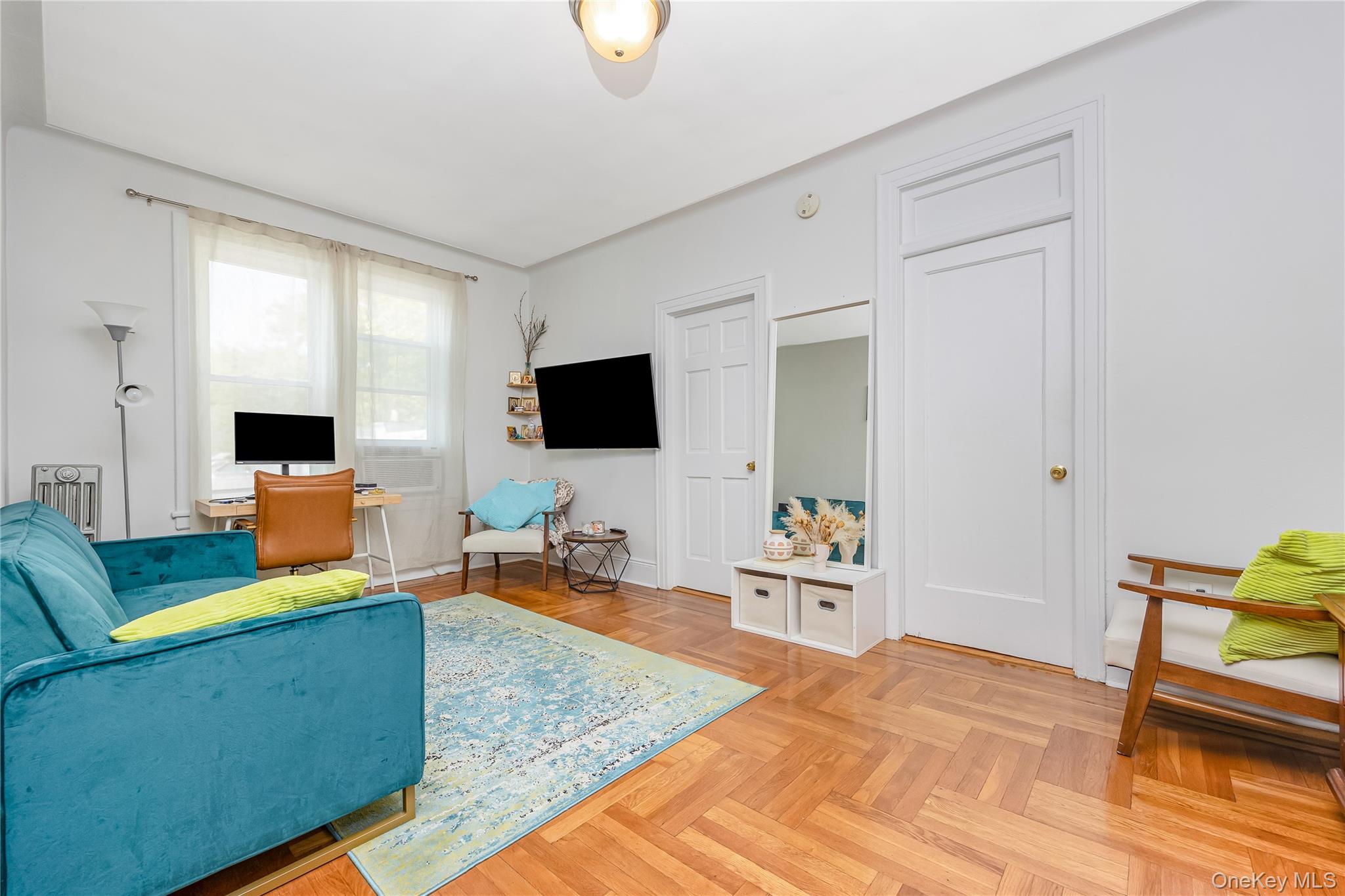 #19 photo, 1872 W 9th Street, Brooklyn , NY 11223