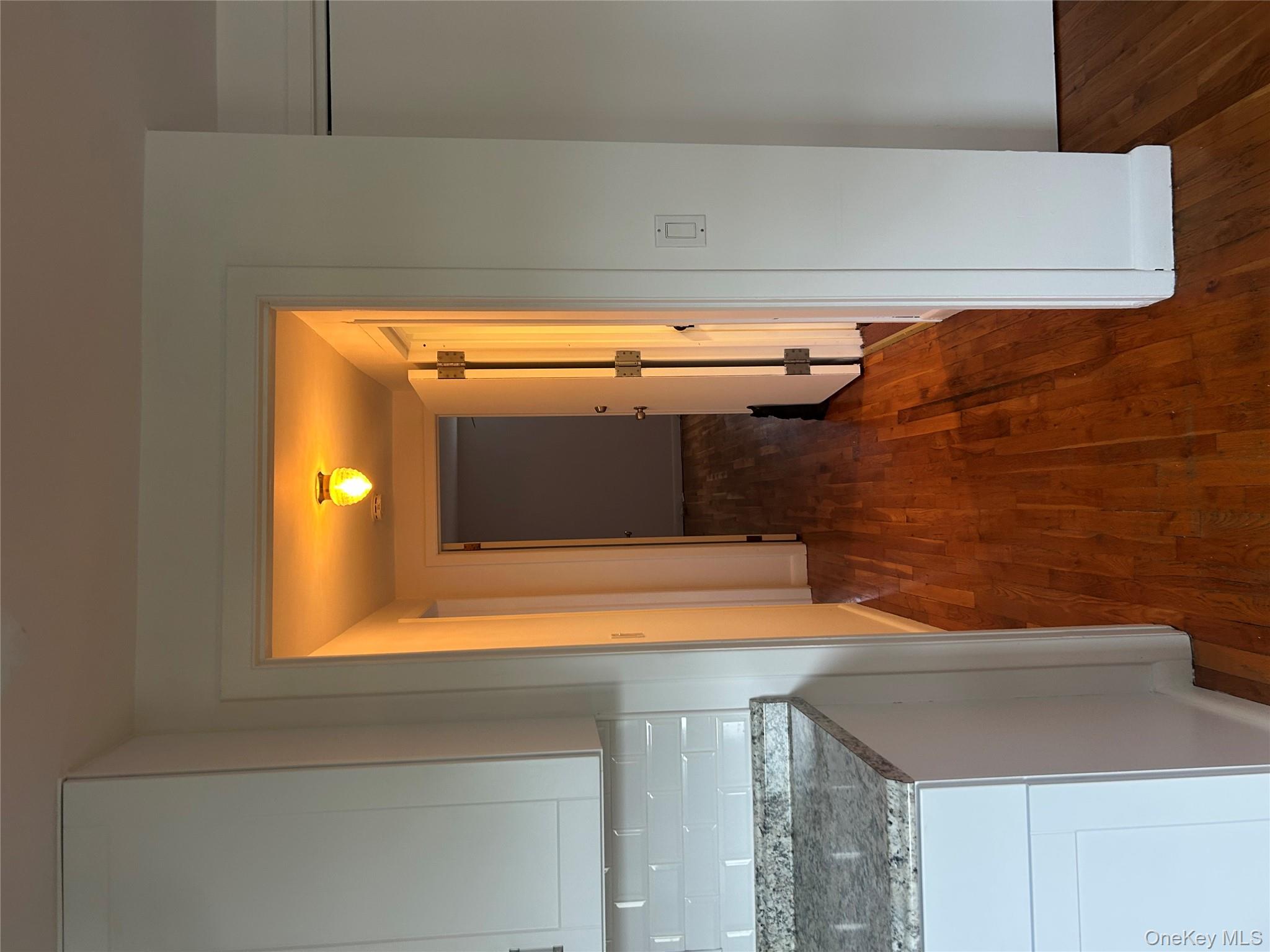 #6 photo, 90 Reade Avenue, Lindenhurst , NY 11757