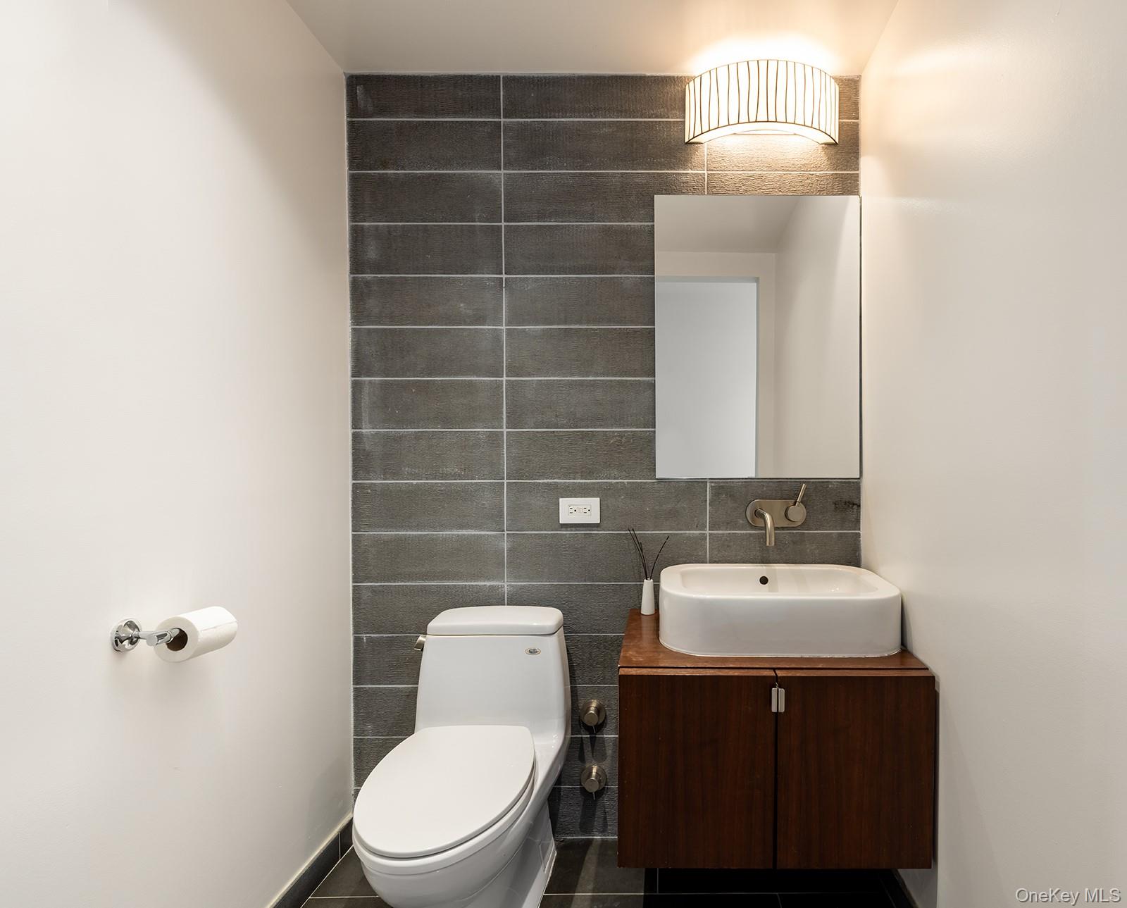 #12 photo, 2280 Frederick Douglass Boulevard, マンハッタン New York (Manhattan) , NY 10027