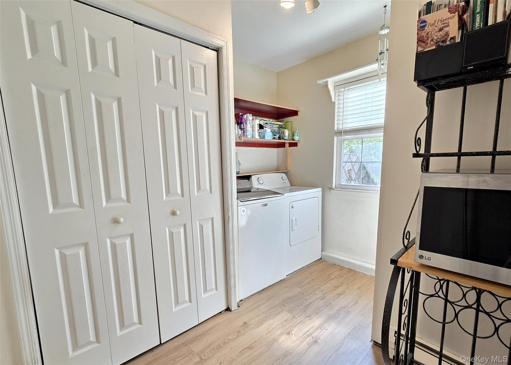 #12 photo, 8 Gary Place, सफ़ोक काउंटी Selden , NY 11784