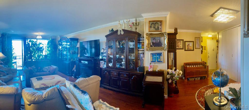 #8 photo, 61-20 Grand Central Parkway, クイーンズ区 Forest Hills , NY 11375