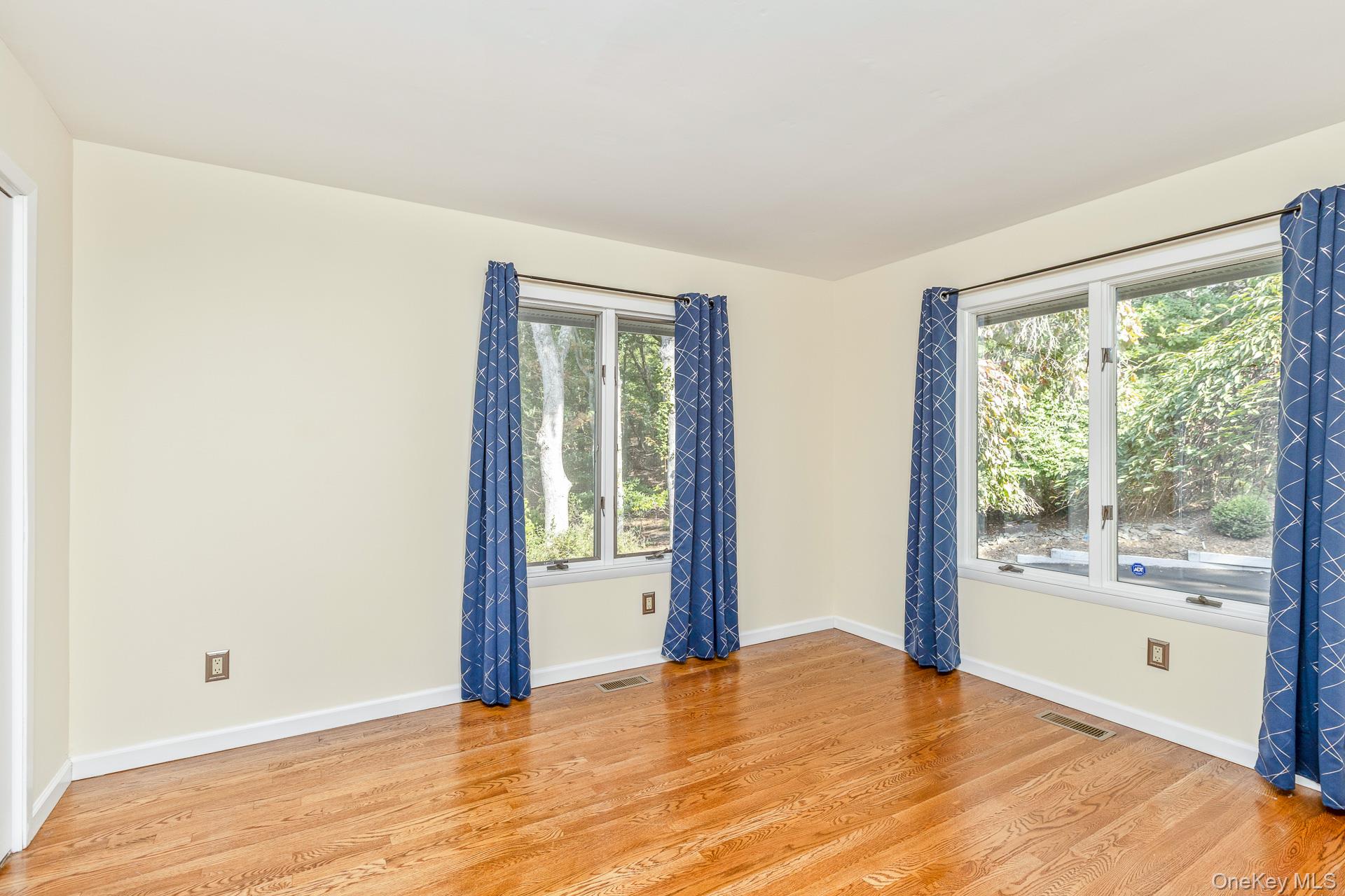 #17 photo, 1 Summit Trail, Nissequogue , NY 11780