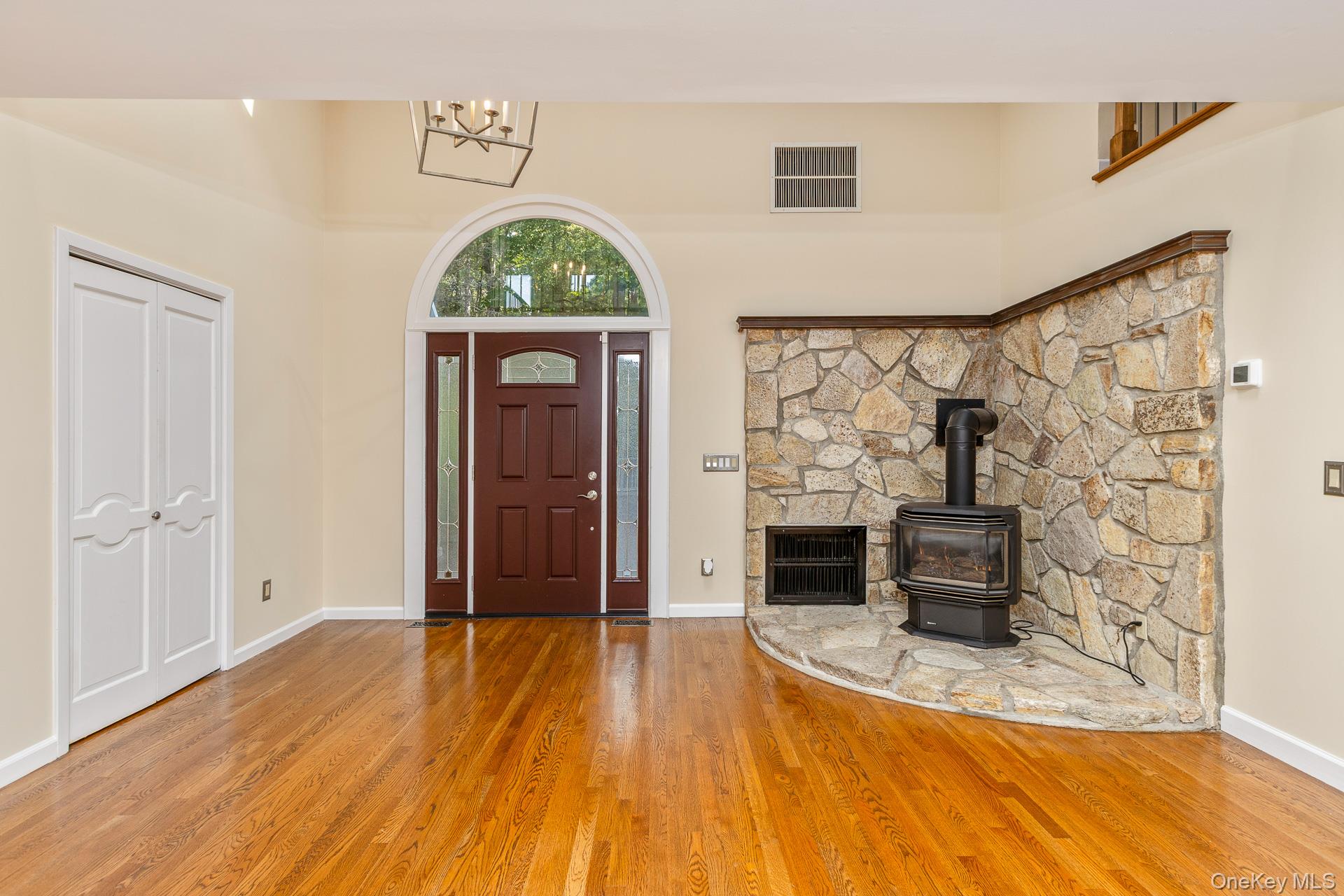 #4 photo, 1 Summit Trail, Nissequogue , NY 11780