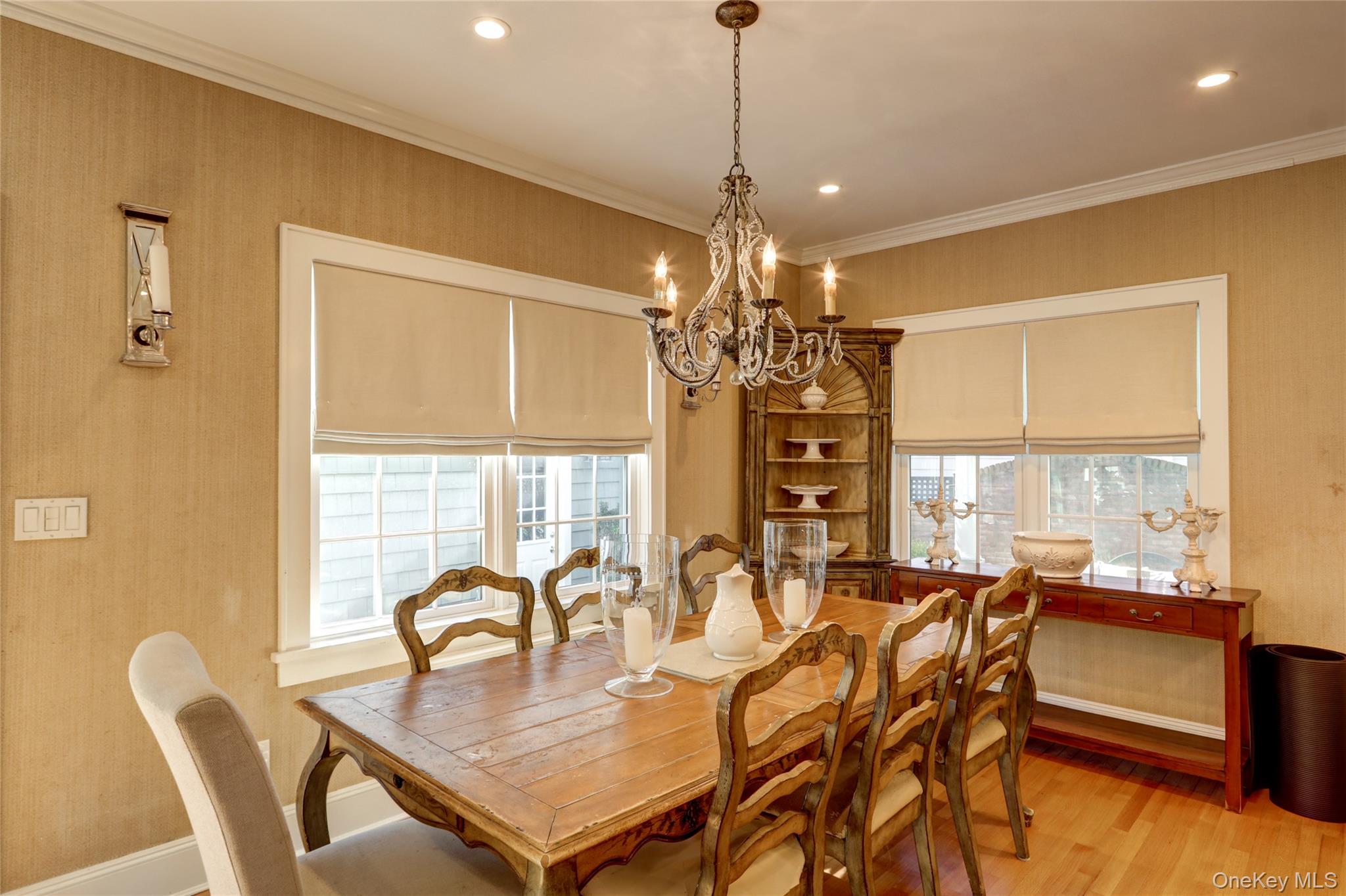 #14 photo, 169 Hempstead Avenue, Rockville Centre , NY 11570