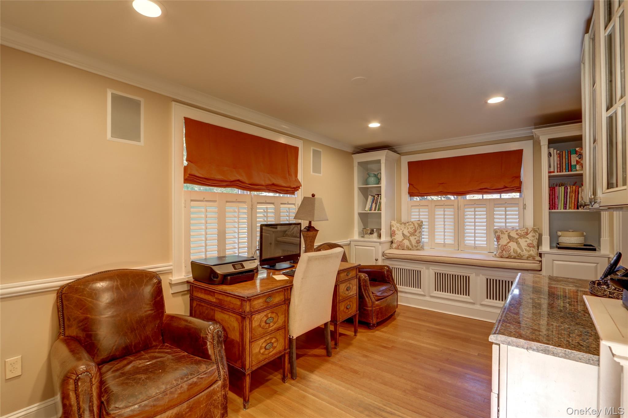 #17 photo, 169 Hempstead Avenue, Rockville Centre , NY 11570