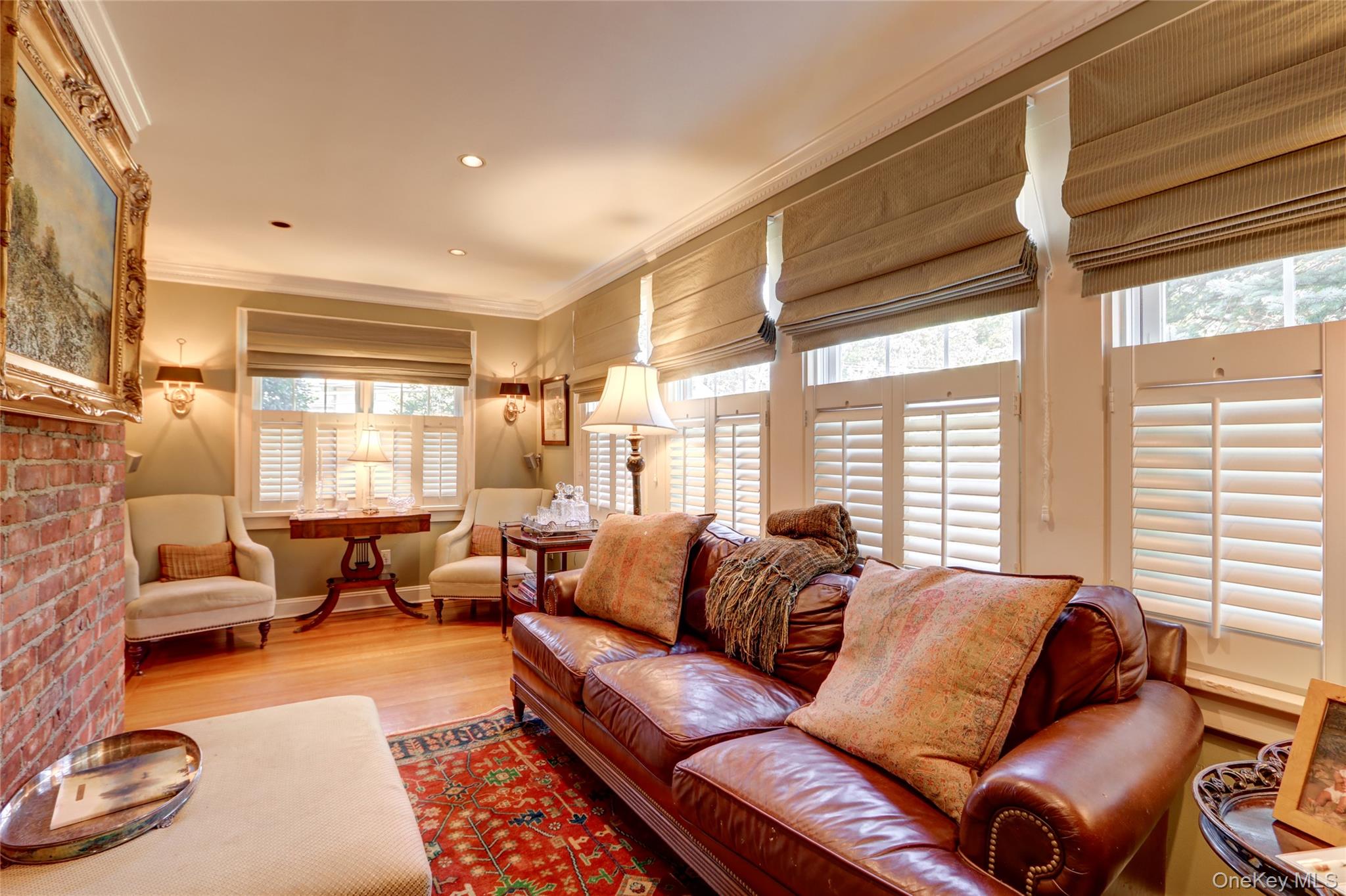 #20 photo, 169 Hempstead Avenue, Rockville Centre , NY 11570