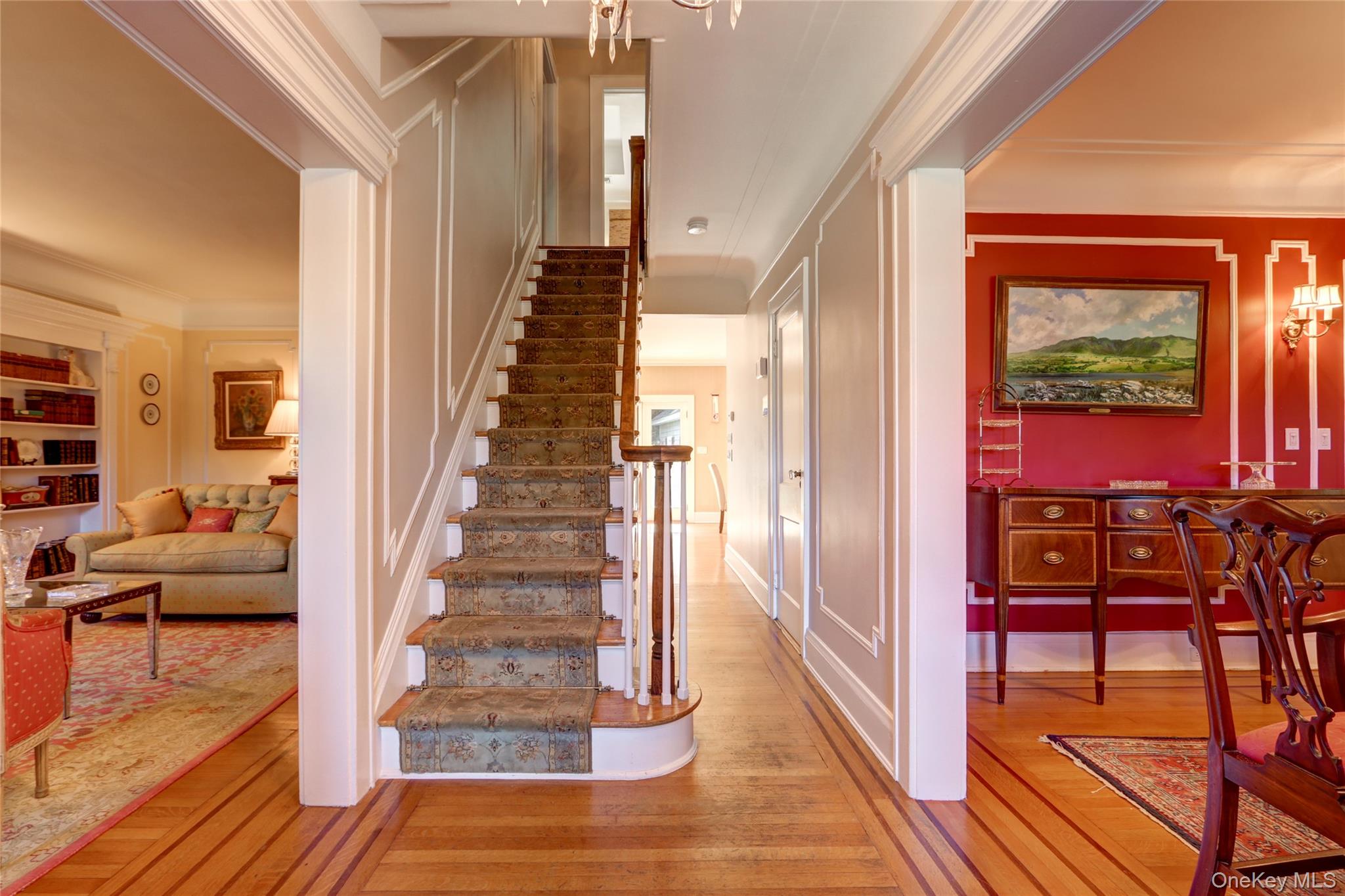 #3 photo, 169 Hempstead Avenue, Rockville Centre , NY 11570