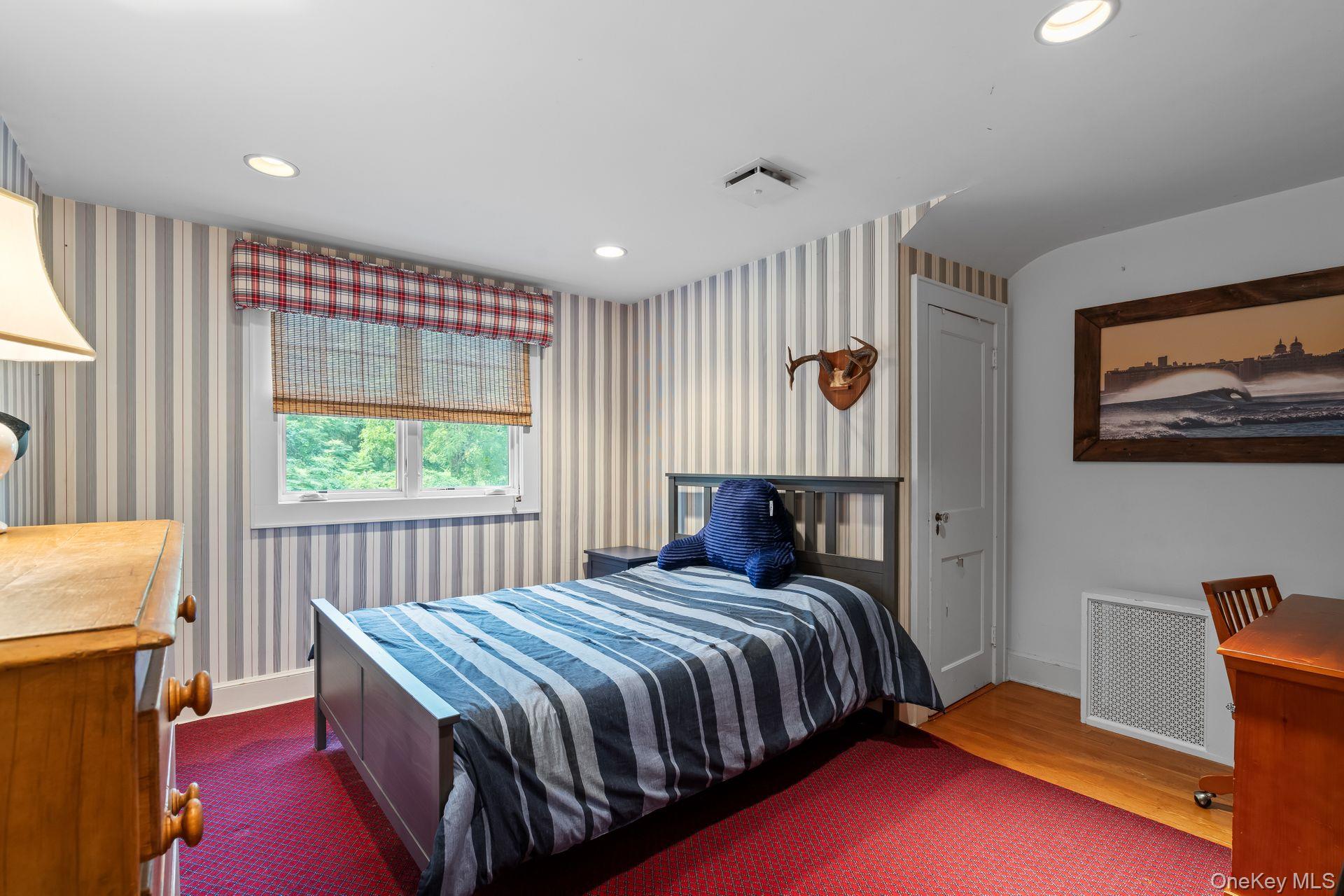 #19 photo, 1 Beardsley Lane, Lloyd Harbor , NY 11743