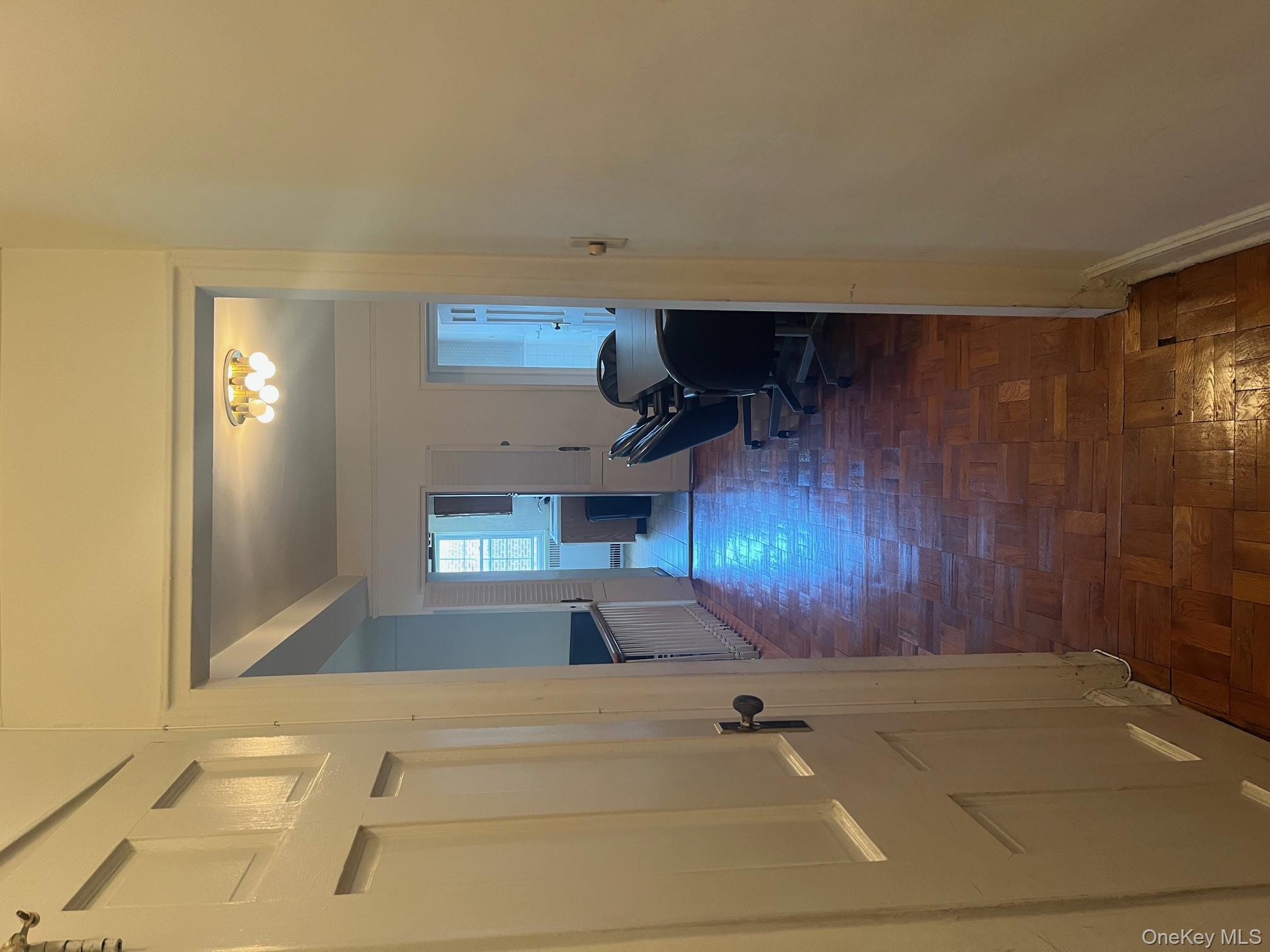 #6 photo, 230 Central Avenue, ナッソー郡 Lawrence , NY 11559