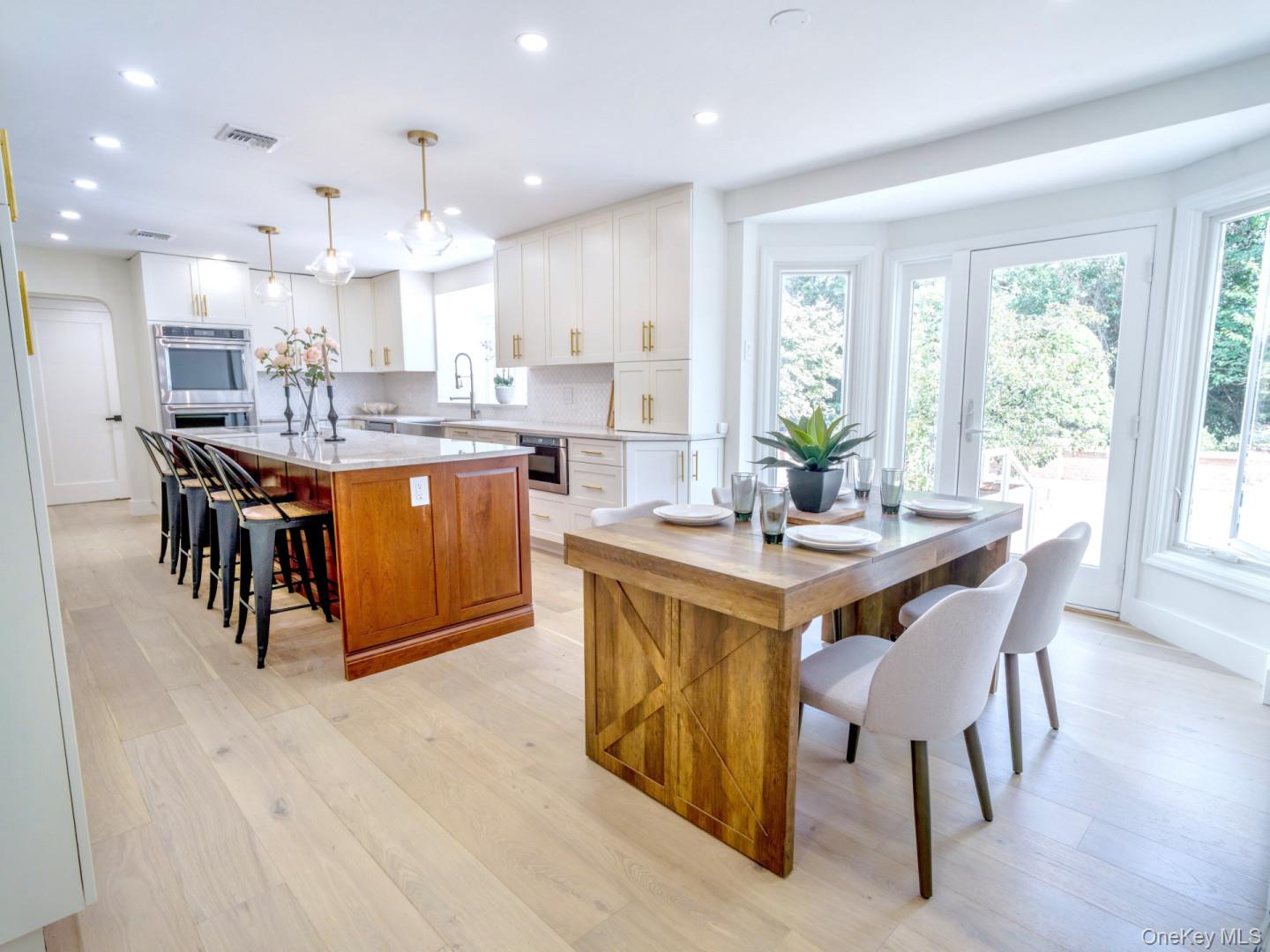 #9 photo, 18 Durham Drive, Dix Hills , NY 11746