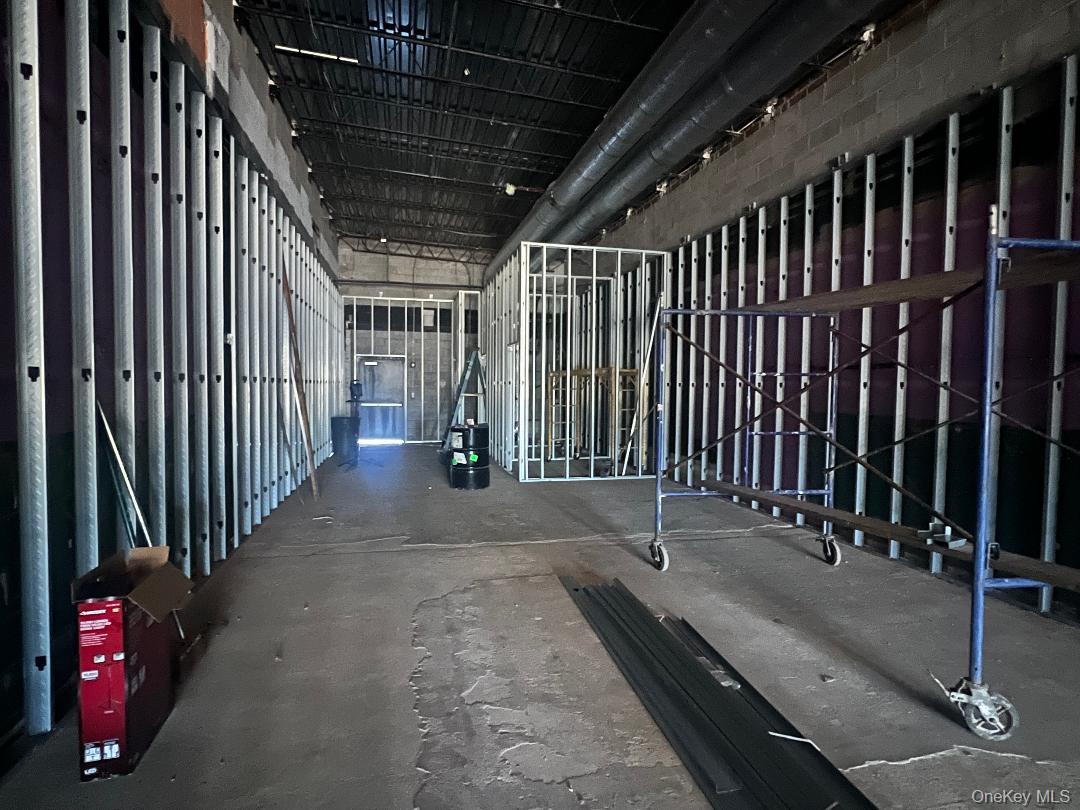 #5 photo, 1787 Middle Country Road, サフォーク郡 Centereach , NY 11720